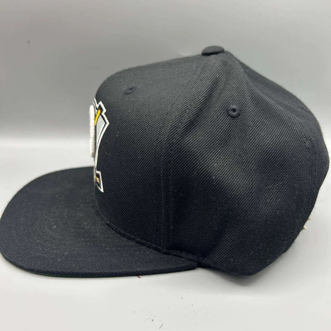 Mitchell & Ness Mighty Ducks Hat Men Black Embroidered Snap Back Cap Size ONE SIZE - 7 Thumbnail