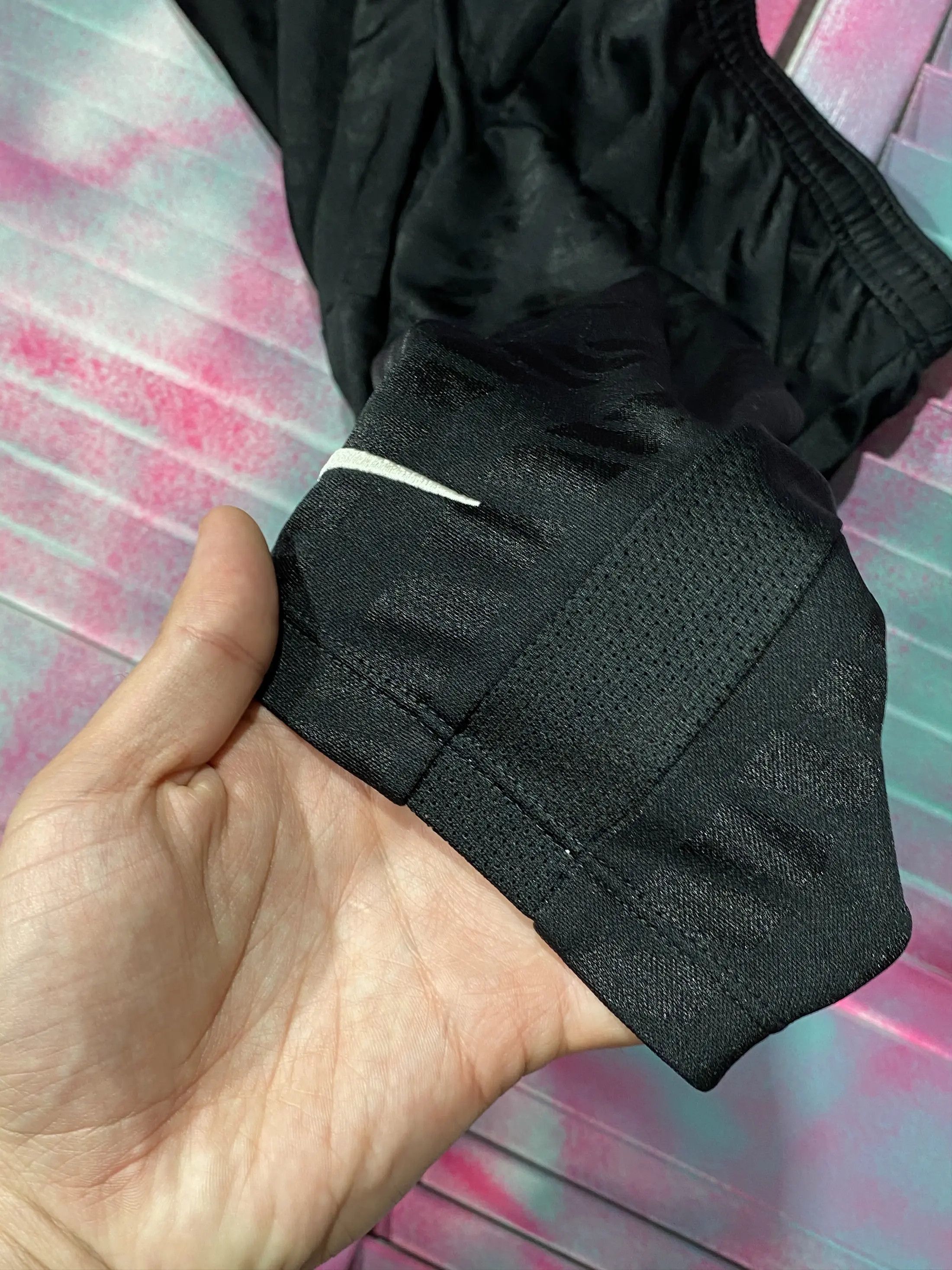 Nike Vintage Y2K Nike Swoosh Shorts Size US 32 / EU 48 - 4 Thumbnail