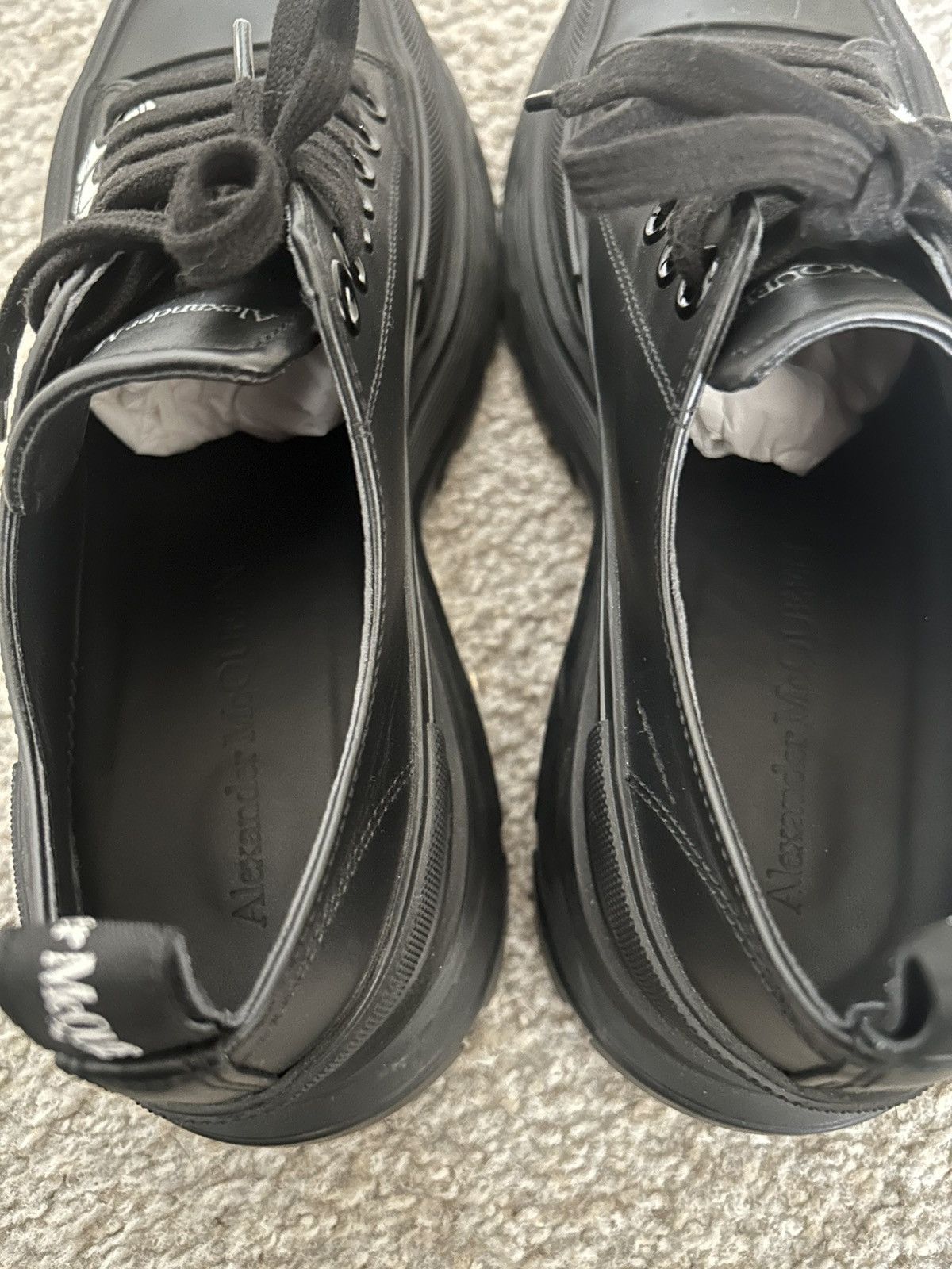 Alexander McQueen Alexander McQueen Tread ‘Graffiti Logo Size US 9.5 / EU 42-43 - 8 Thumbnail