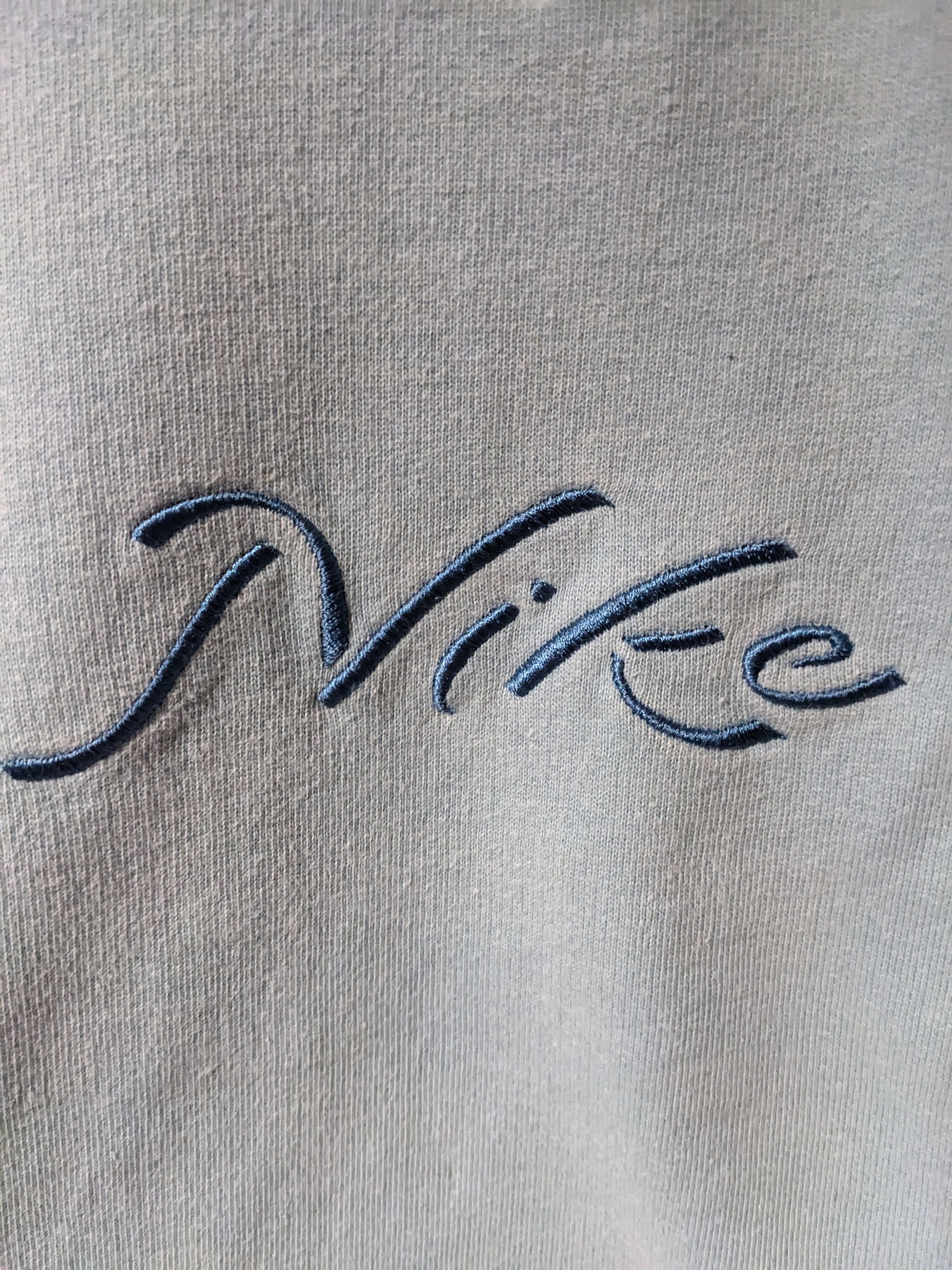 Nike × Vintage Vintage Y2K Nike Spell Out Logo Small Cropped Sweatshirt Size S / US 4 / IT 40 - 2 Thumbnail