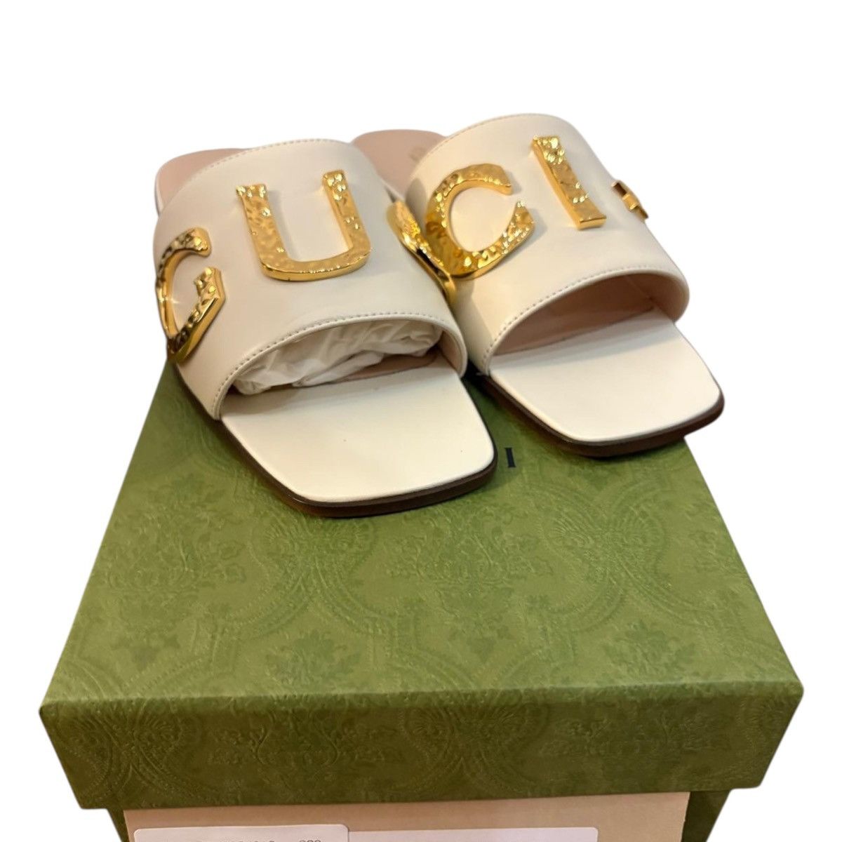 Gucci Gucci Cara samdals sise EU 38 Size US 8 / IT 38 - 2 Thumbnail