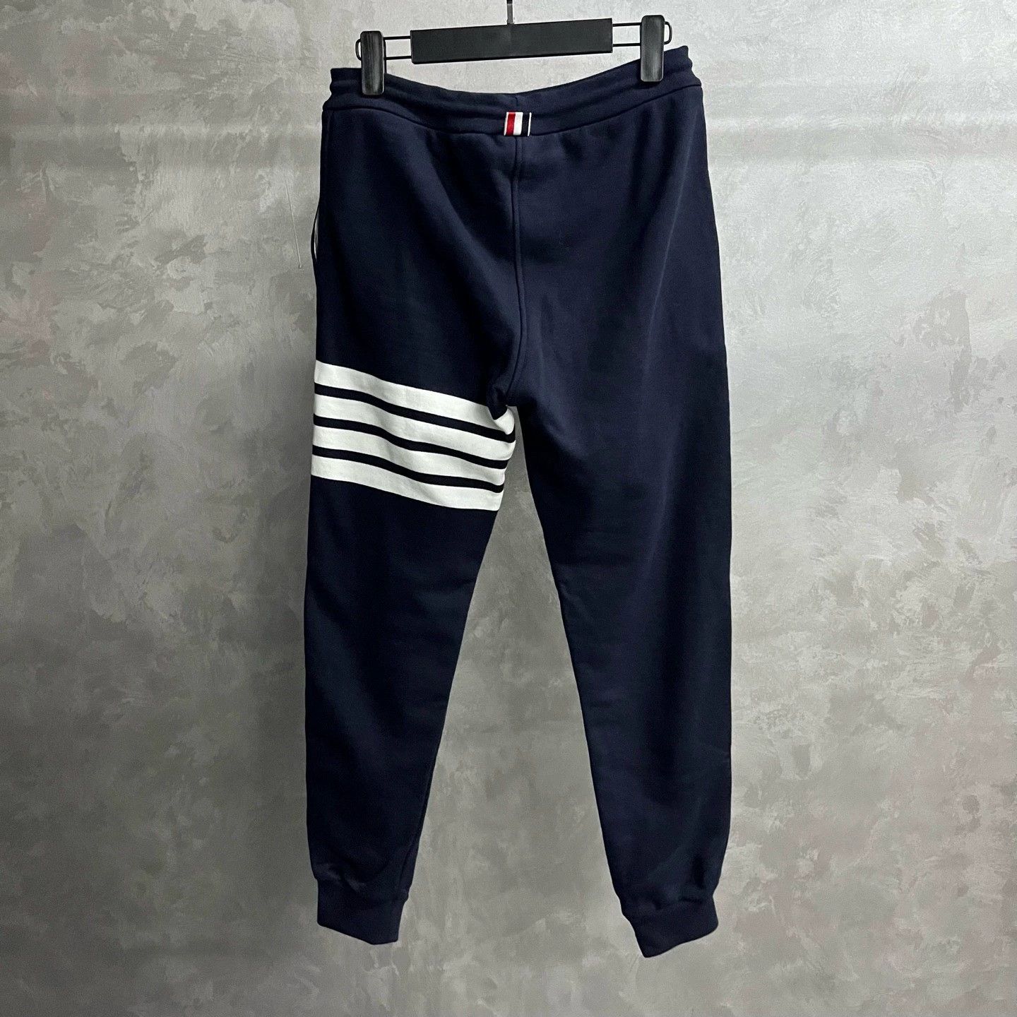 Thom Browne thom browne navy classic stripe sweatpants Size US 40 / EU 56 - 2 Thumbnail