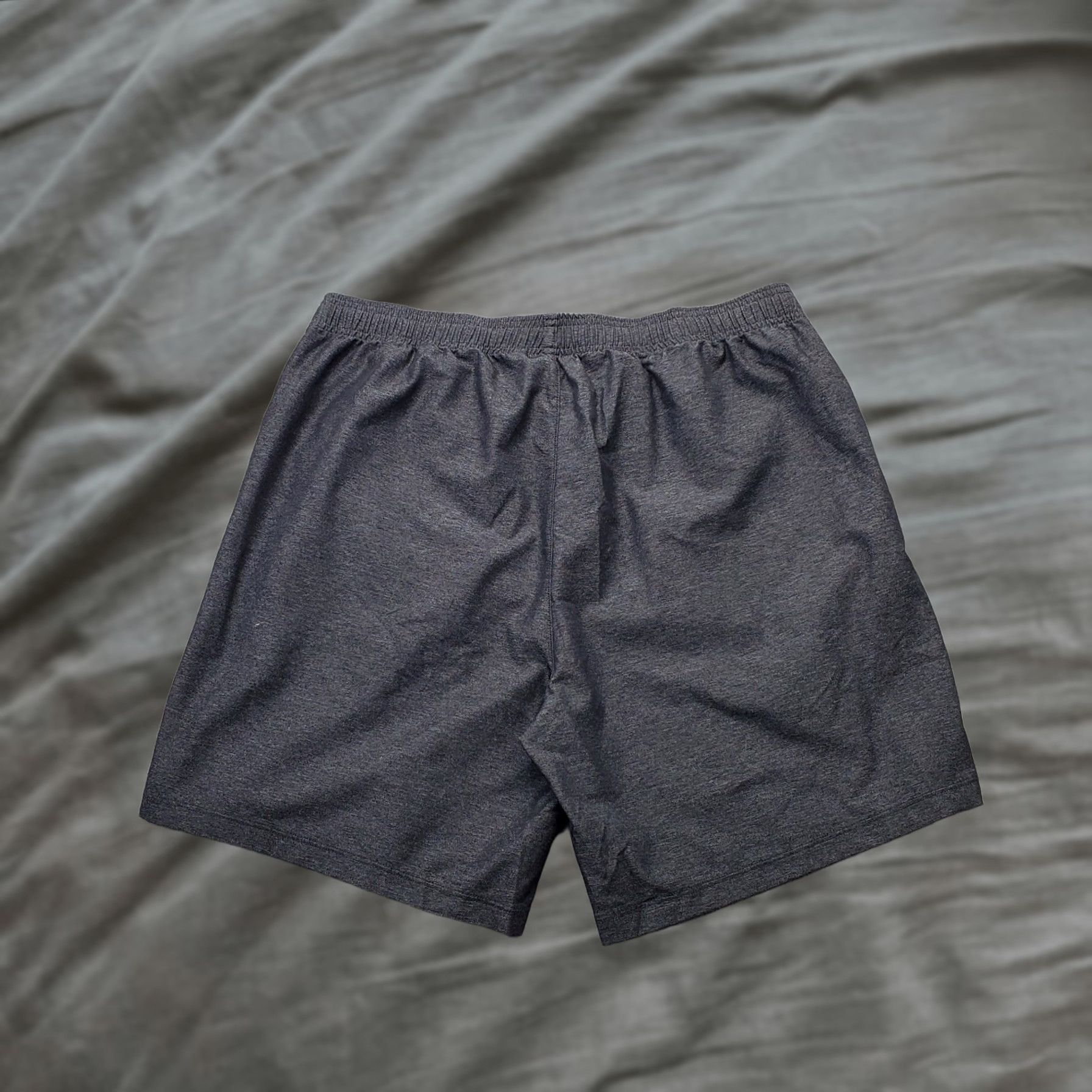 Rhone Rhone Mens Running Shorts Gray Stretch Pleated Front Elastic Waist Pull On: Mens Size L Size US 33 - 1 Thumbnail