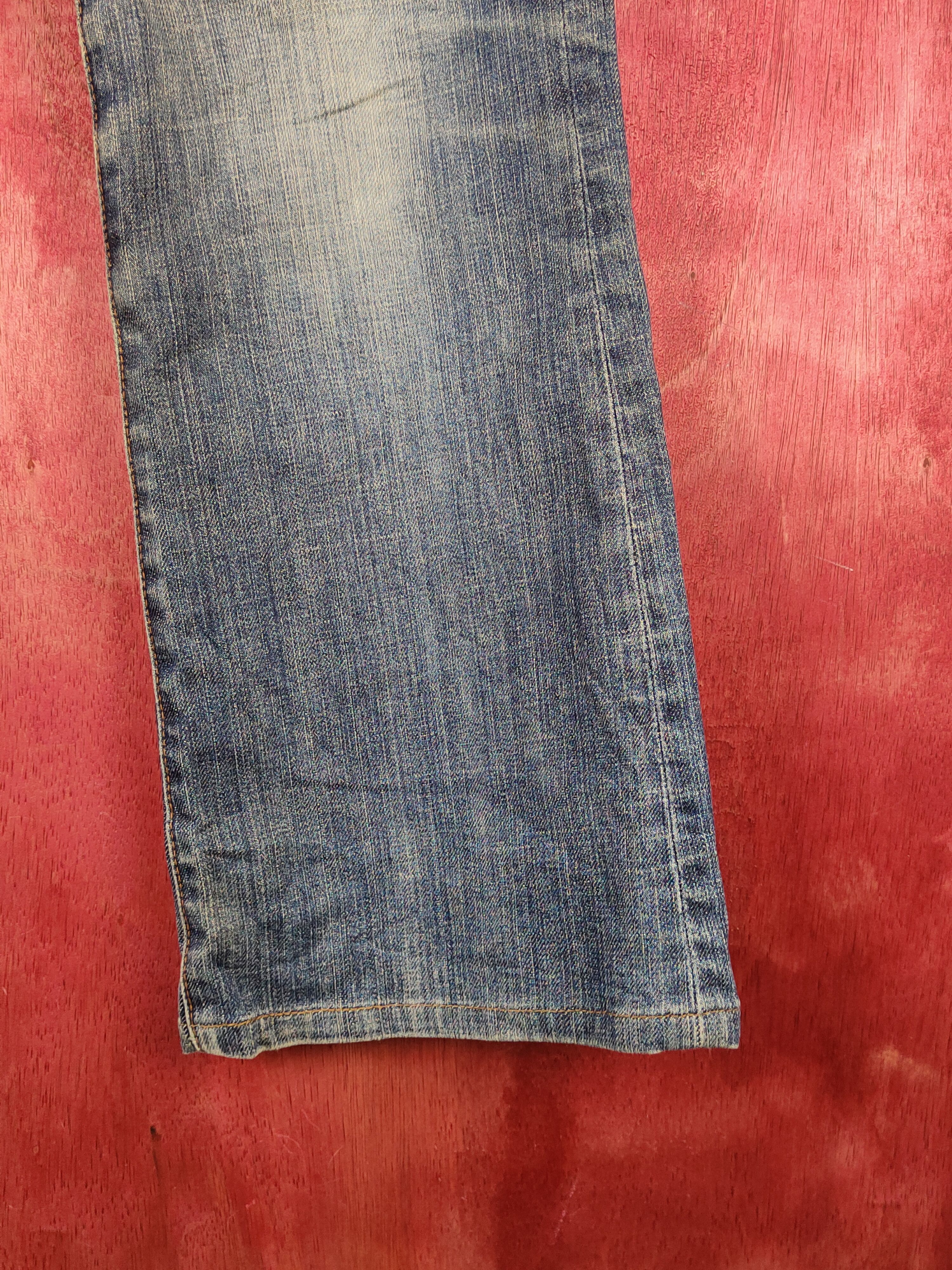 Japanese Brand Uniqlo Blue Faded Distressed Ripped Jeans #S2221 Size 28" / US 6 / IT 42 - 6 Thumbnail