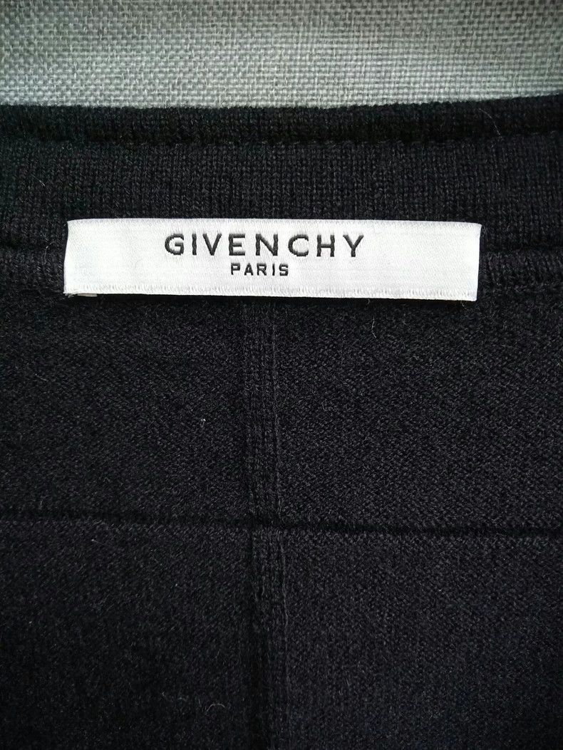 Other Givenchy Patchwork black wool knitted cardigan sweater S s Size US M / EU 48-50 / 2 - 3 Thumbnail