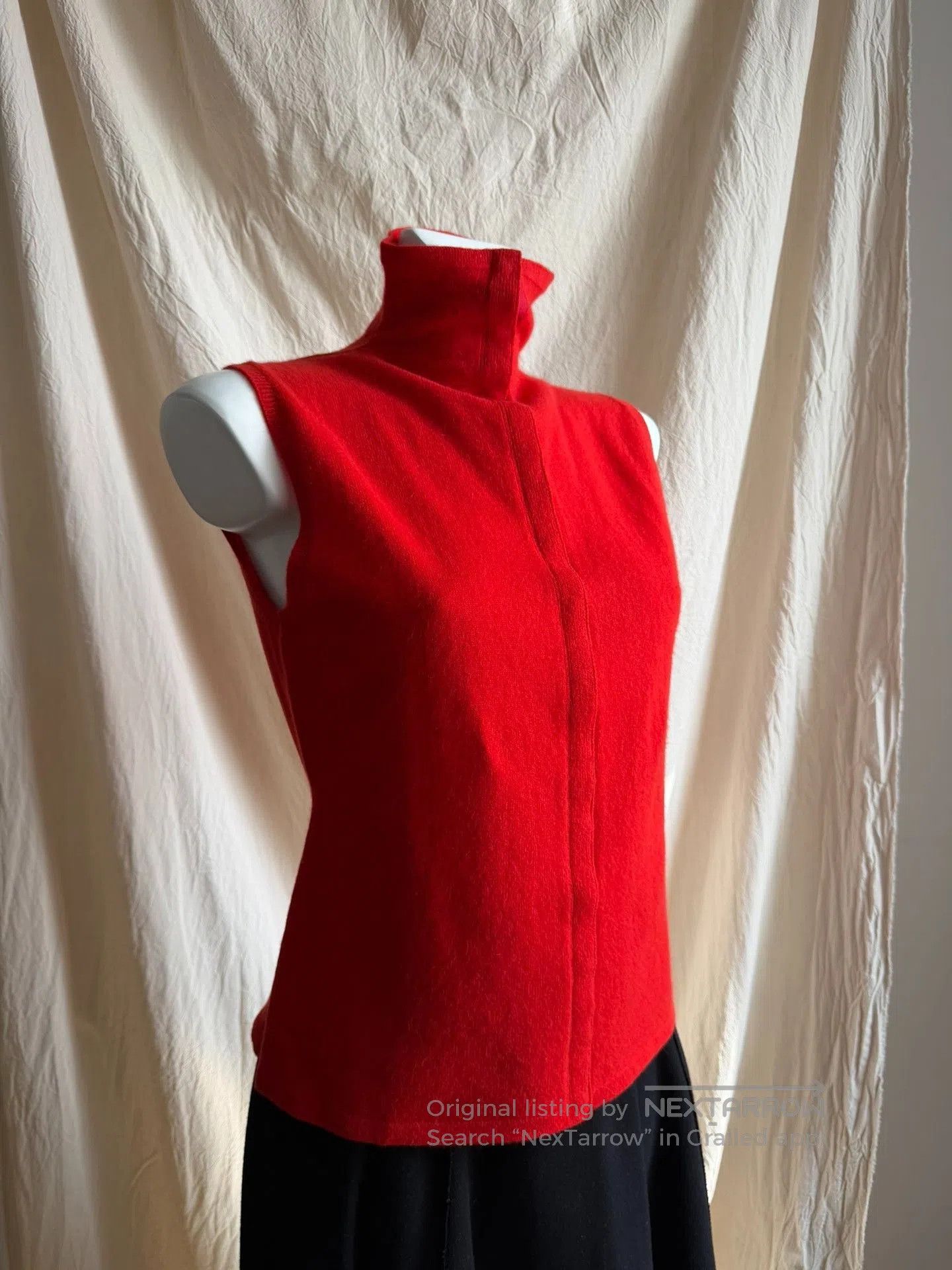 Hiroko Koshino Homme HIROKOBIS Red Wool Knit Turtleneck Vest. Size M / US 6-8 / IT 42-44 - 5 Thumbnail