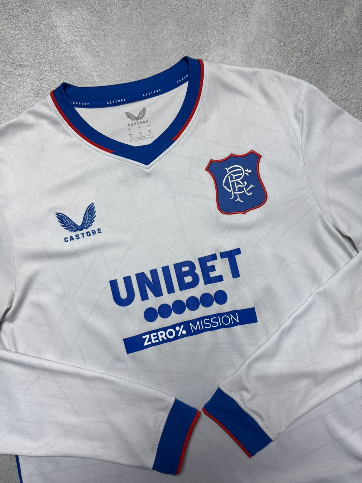 Castore Glasgow Rangers 2024 2025 Away Shirt Jersey Long Sleeve Size US L / EU 52-54 / 3 - 3 Thumbnail