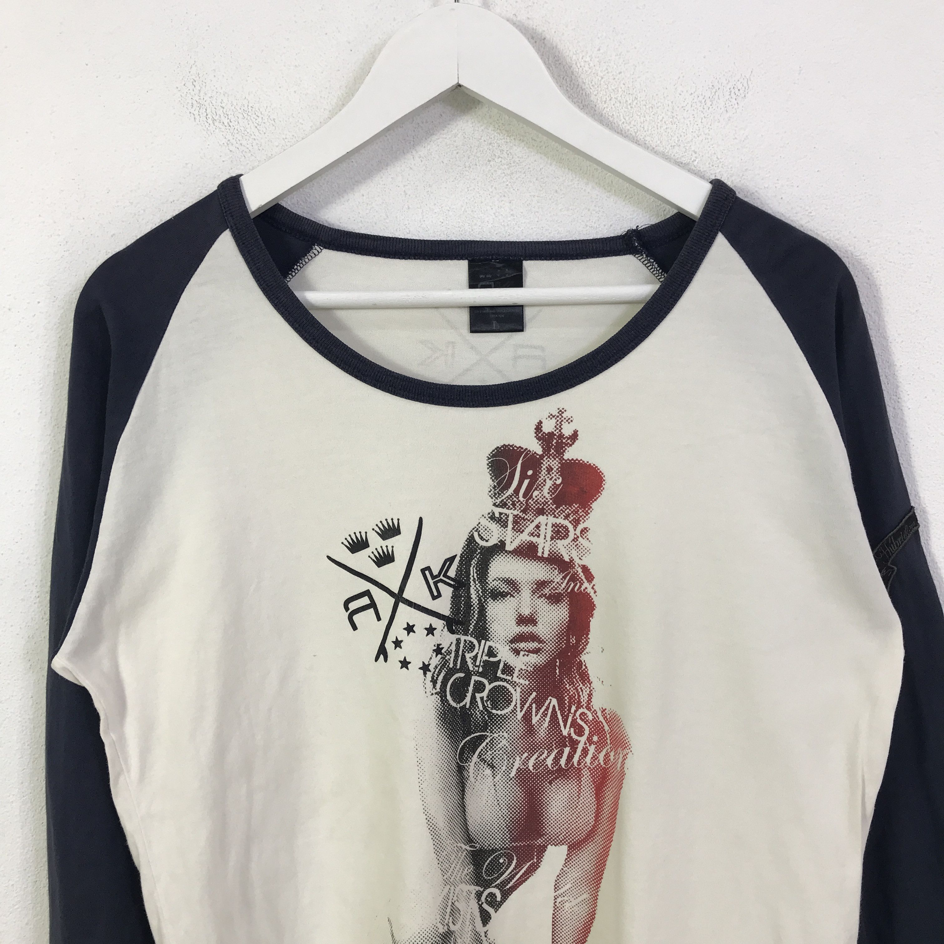 Japanese Brand russ-k triple sexy design crowns t-shirt K117B6 Size US L / EU 52-54 / 3 - 2 Thumbnail