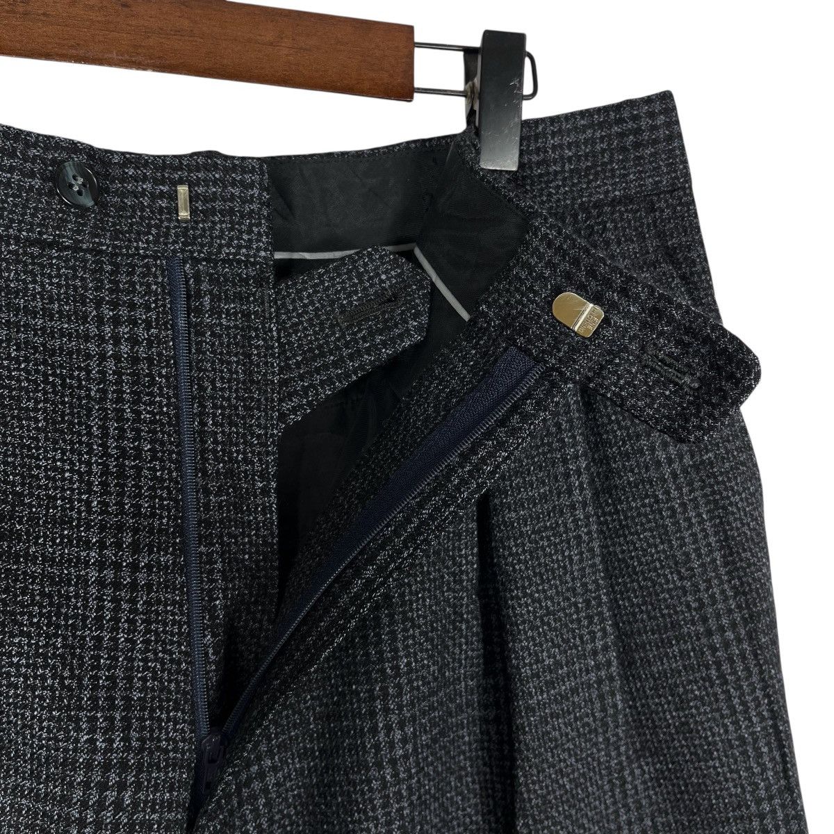 Christian Dior Monsieur Vintage Christian Dior Monsieur Wool Dress Pants Size US 32 / EU 48 - 9 Thumbnail