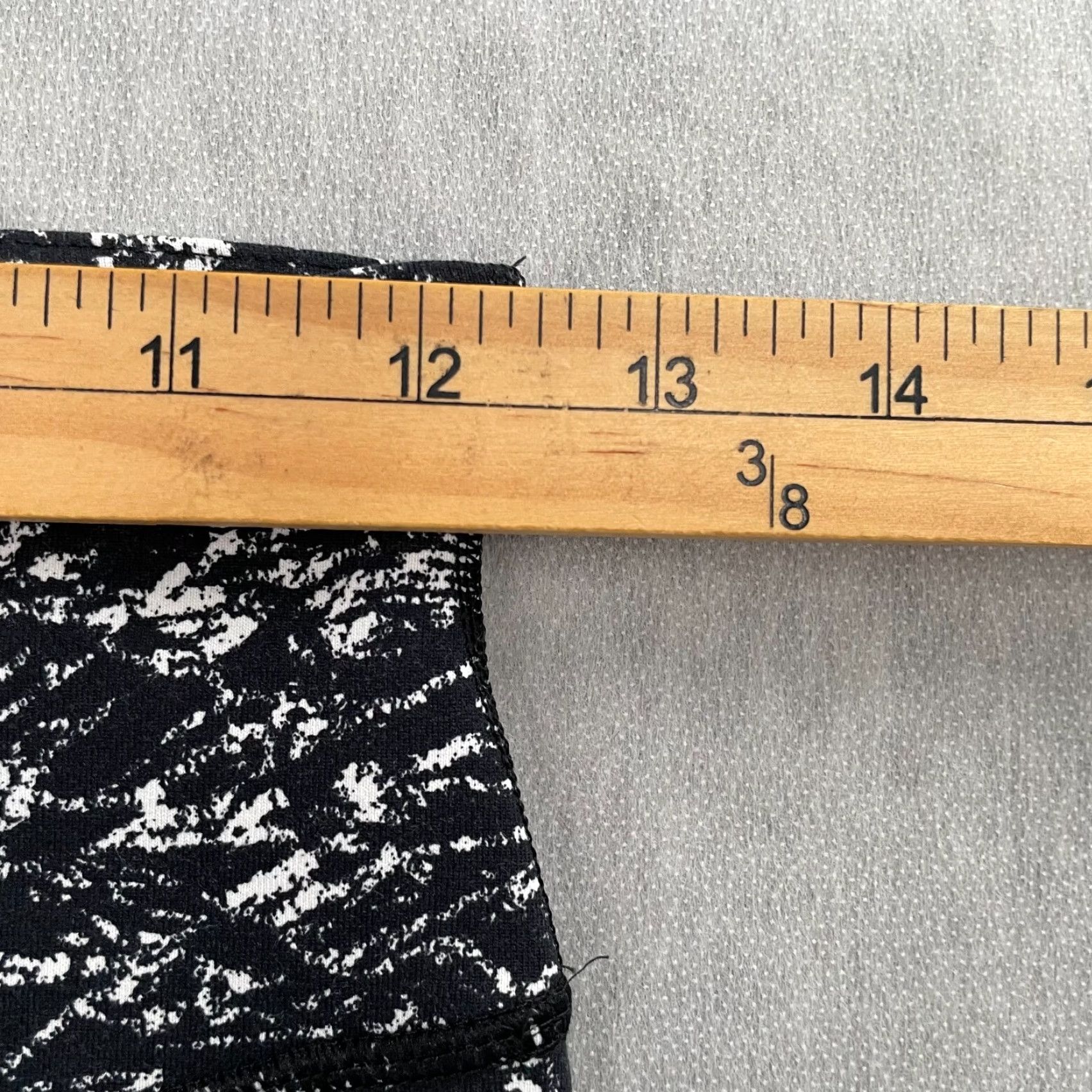 Lululemon Lululemon Speed Up Crop Leggings Womens Size 4 Black Athleisure Yoga Gym Size 27" / US 4 / IT 40 - 6 Thumbnail