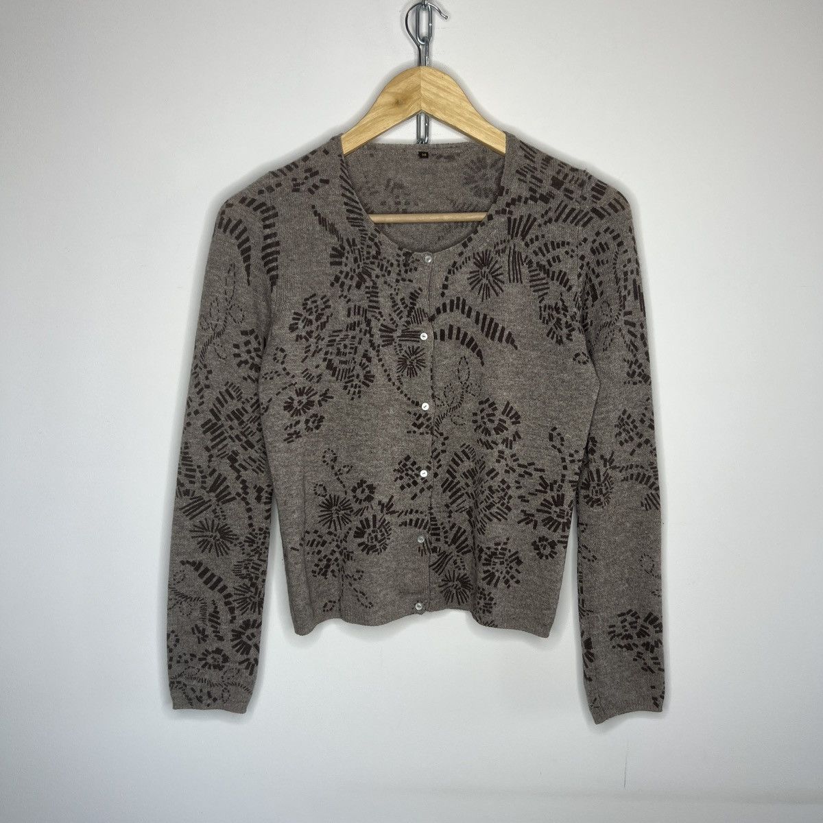 Loro Piana Loro Piana Baby Cashmere Cardigan Brown Beige Size XS / US 0-2 / IT 36-38 - 1 Thumbnail