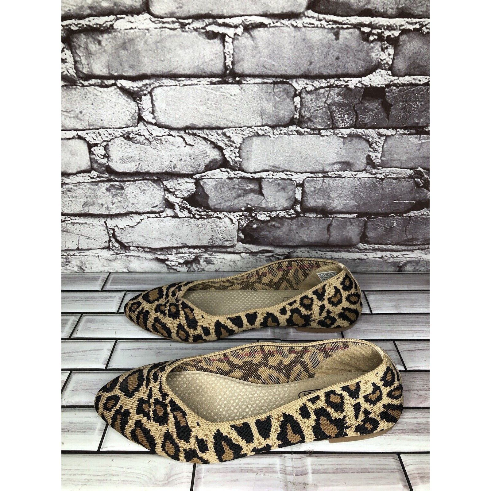 SKECHERS Skechers Air Cooled Memory Foam Leopard Textile Stretch Poin Size US 9 / IT 39 - 8 Thumbnail