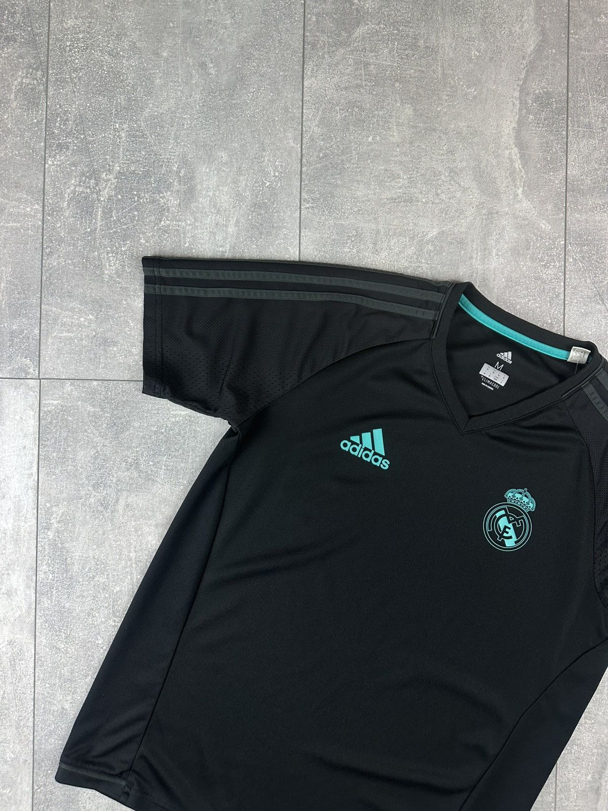 Adidas Adidas Real Madrid 2017/18 Training Soccer Jersey Size US M / EU 48-50 / 2 - 4 Thumbnail