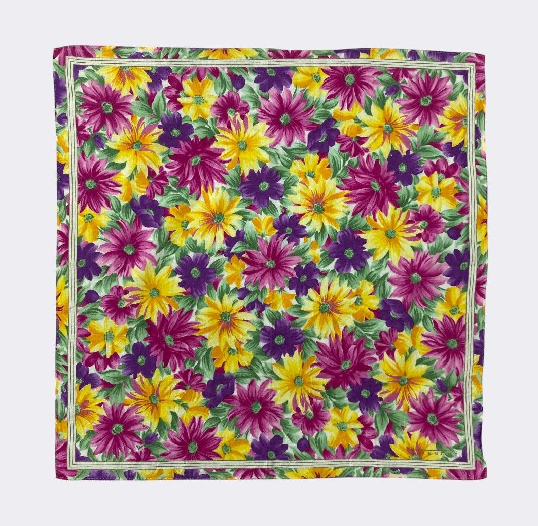 Givenchy Vintage Givenchy Handkerchief Neckerchief Bandana H067R Size ONE SIZE - 1 Thumbnail