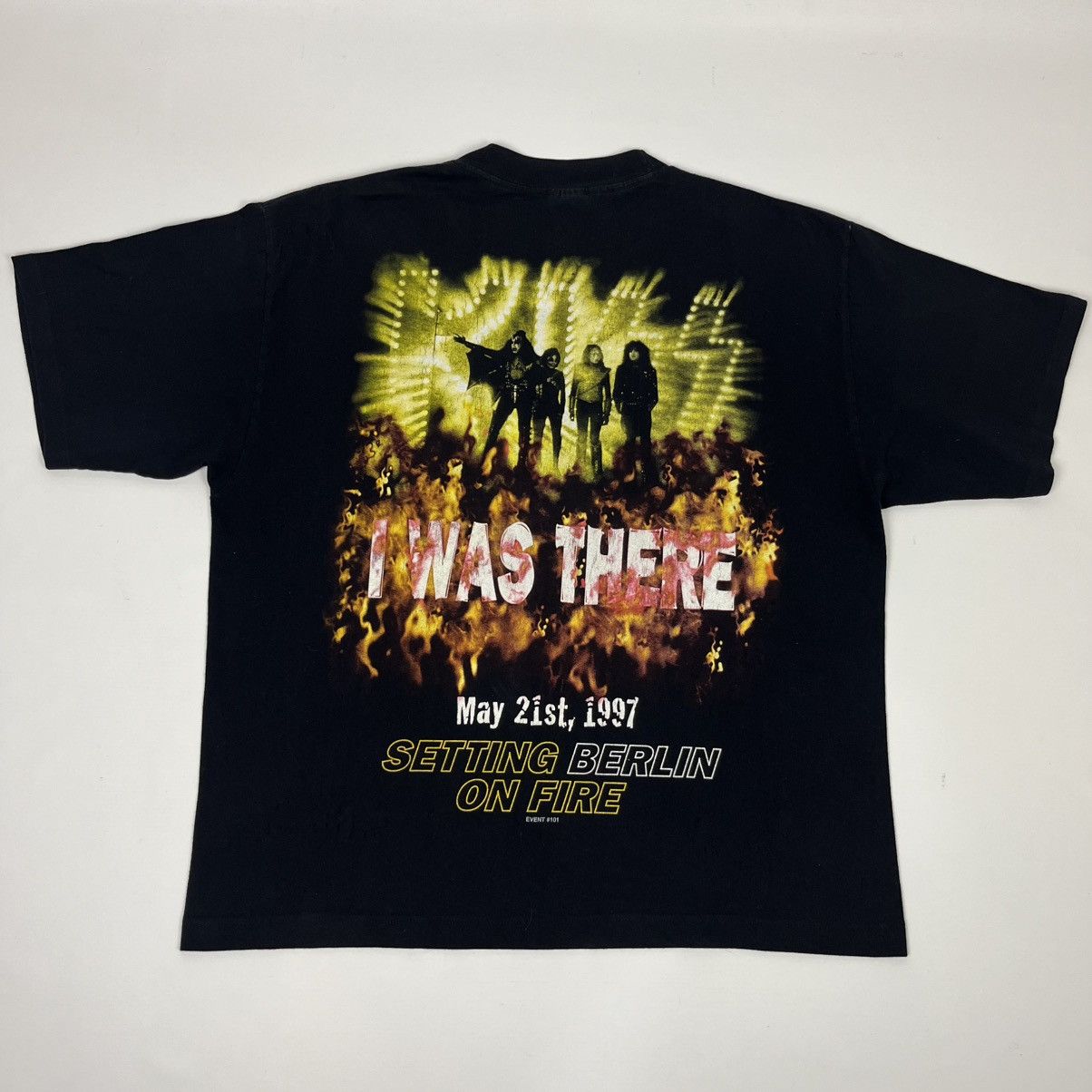 Vintage Vintage Band Tee Kiss Worldwide Tour 97/98 90’s merch Size US XL / EU 56 / 4 - 13 Thumbnail