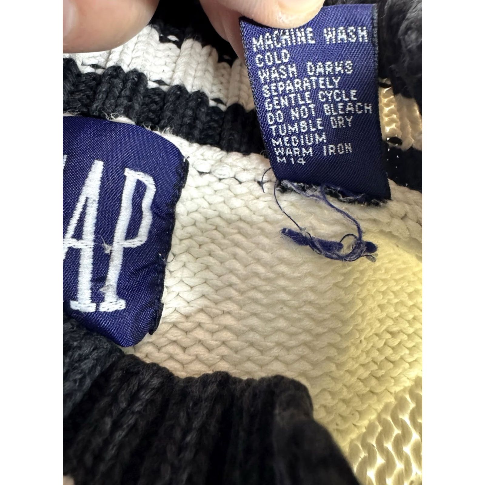 Gap VINTAGE Gap Boxy Chunky Ribbed Knit Fisherman Crewneck Sweater White Size S Mens Size US S / EU 44-46 / 1 - 3 Thumbnail