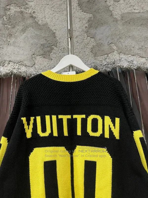 Louis Vuitton Louis Vuitton Spring Autumn Multi. Size US M / EU 48-50 / 2 - 5 Thumbnail