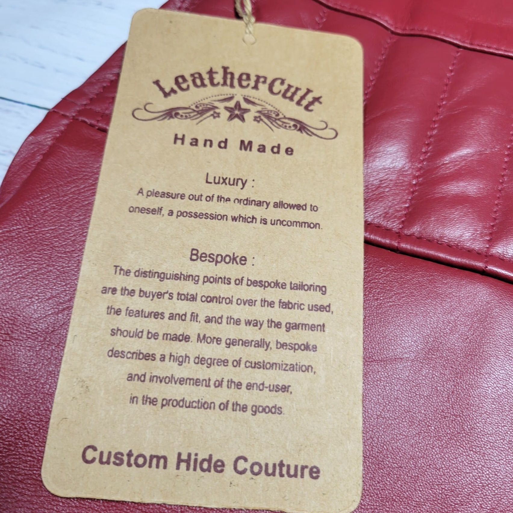 Vintage VINTAGE Leather Cult Red Leather Skirt Bow Accent Straight Pencil Side Zip Lined XS NWT Size 26" / US 2 / IT 38 - 7 Thumbnail