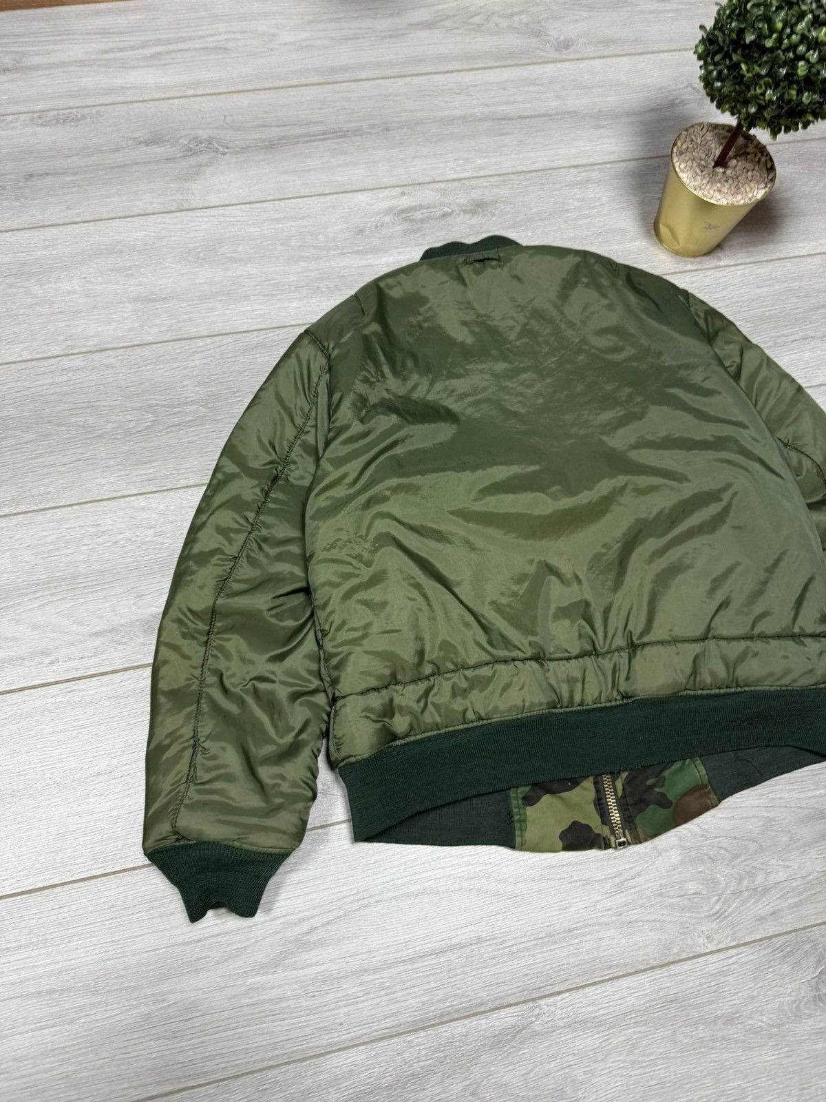 Vintage MA-1 camo flyers man vintage bomber jacket military Size US L / EU 52-54 / 3 - 9 Thumbnail