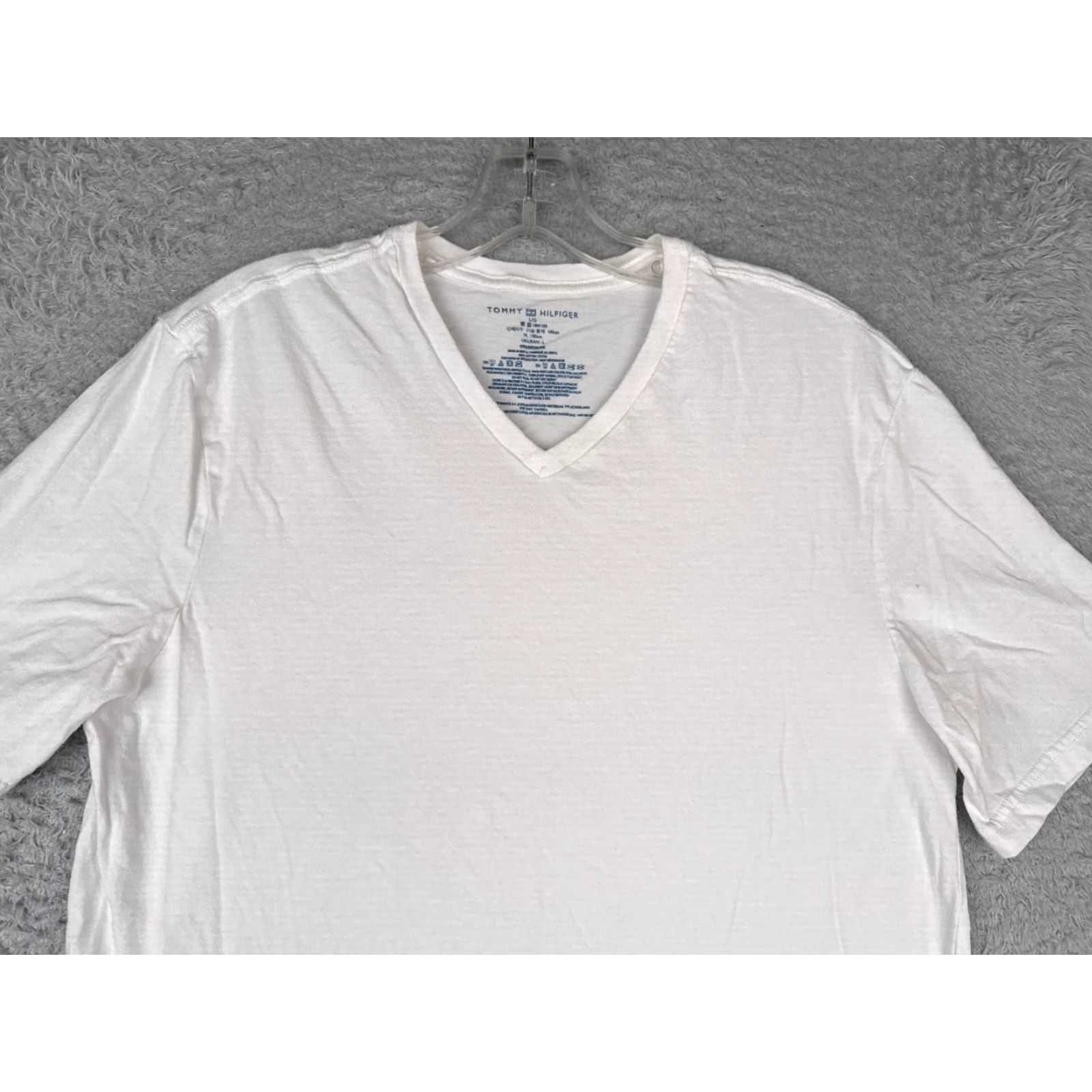 Tommy Hilfiger Tommy Hilfiger Shirt Adult Large White V-Neck Short Sleeve 100% Cotton Read Size US L / EU 52-54 / 3 - 4 Thumbnail