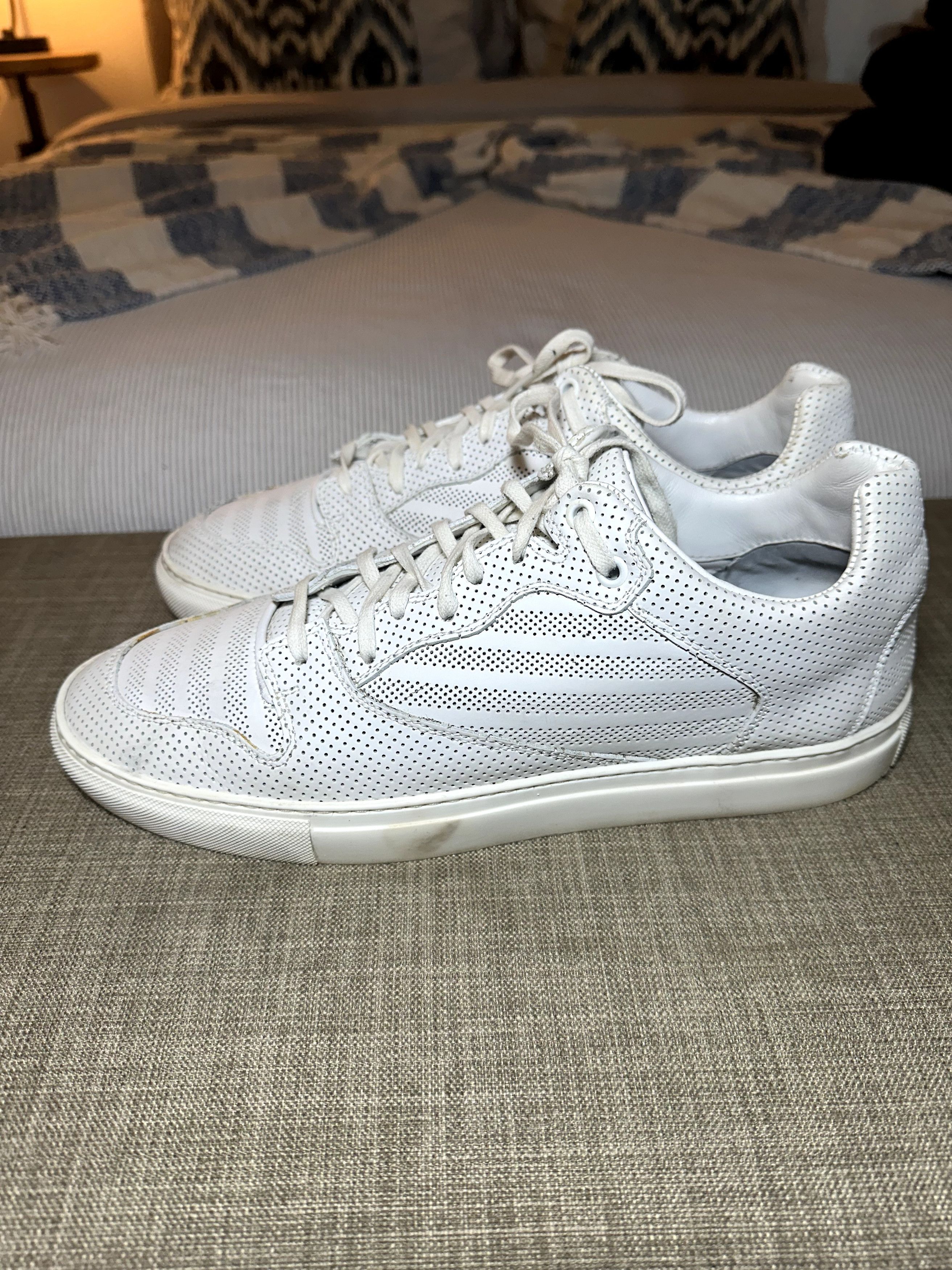 Balenciaga Balenciaga Perforated Leather Low Top Sneakers Size US 10 / EU 43 - 3 Thumbnail