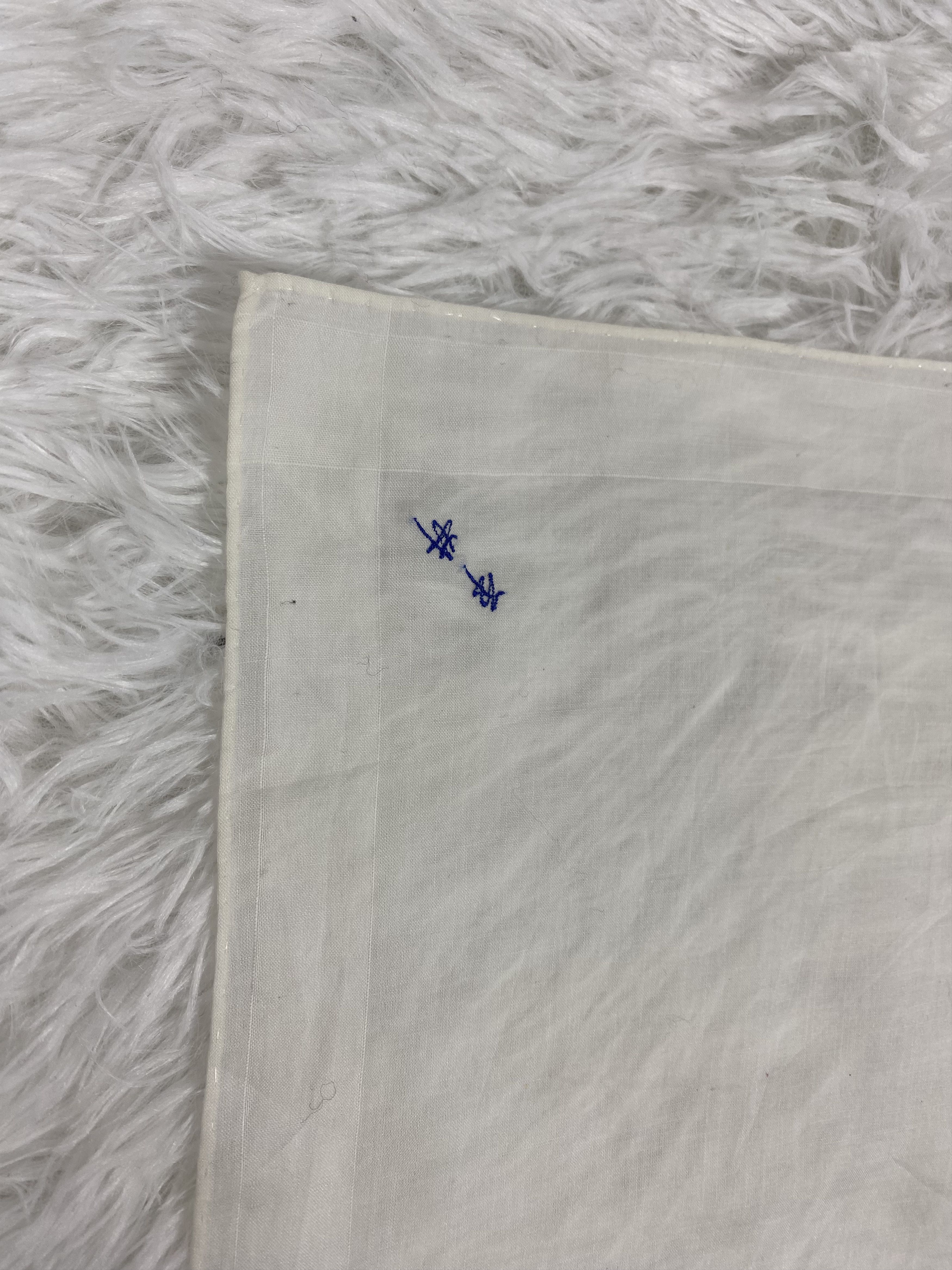 Vintage Vintage Christian Dior Handkerchief PH0094 Size ONE SIZE - 4 Thumbnail