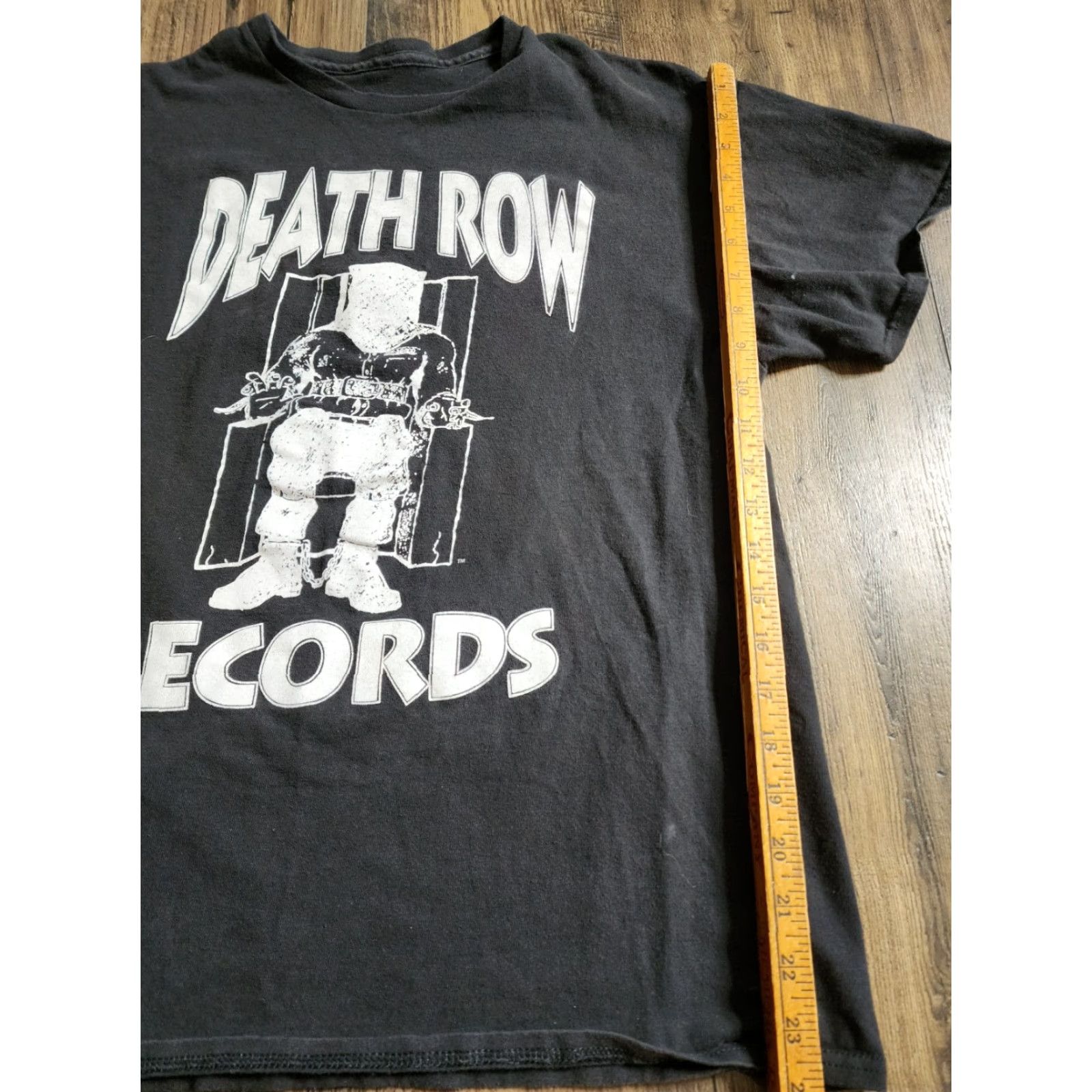 Vintage VINTAGE Death Row Records Mens T-Shirt Black S Hip Hop Graphic Print Crew Neck Short Sleeve Regular Fit Mens Size US S / EU 44-46 / 1 - 2 Thumbnail