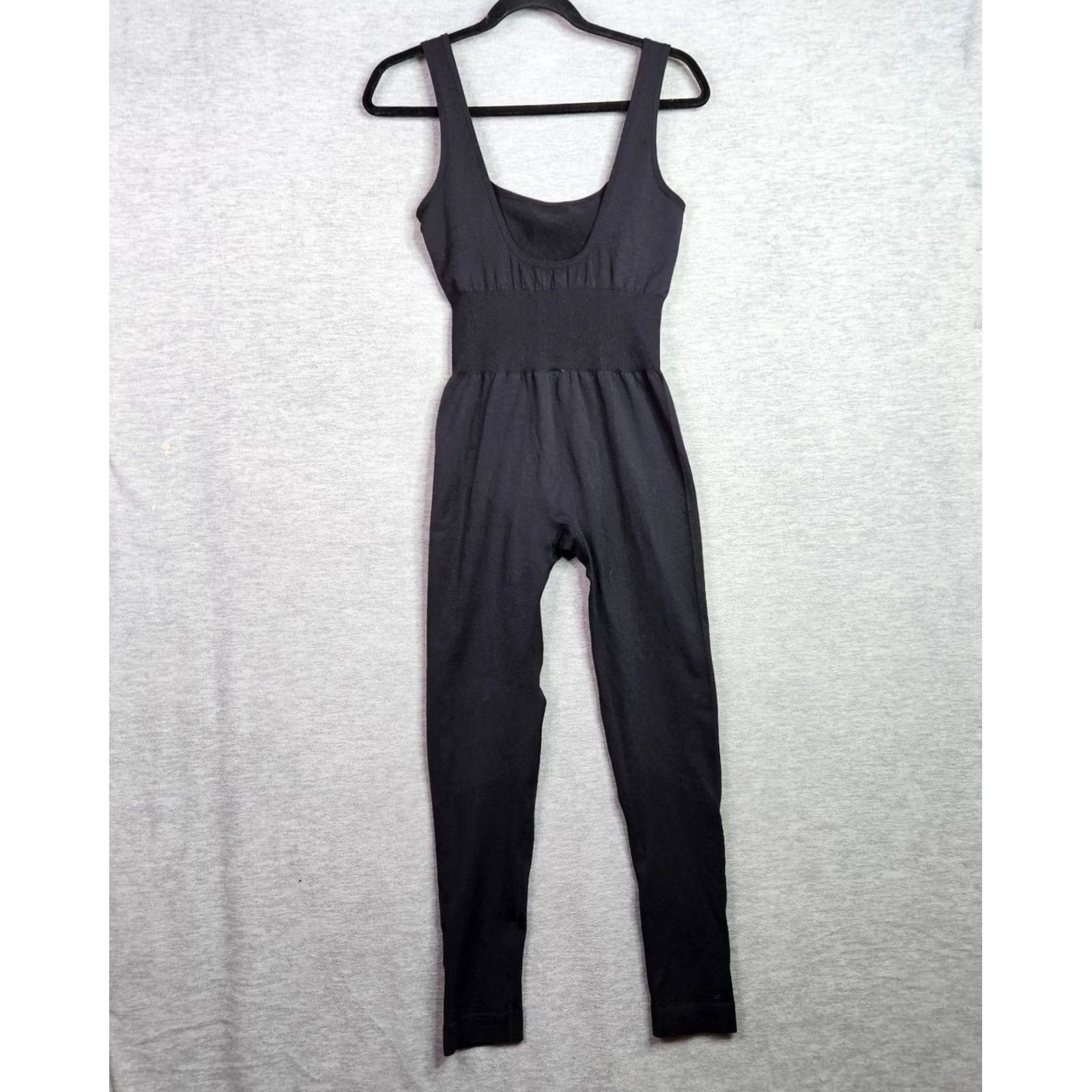 Vintage WE WORE WHAT Women's Black Sleeveless Rib Circular Knit Jumpsuit Size S/P Size 28" / US 6 / IT 42 - 2 Thumbnail