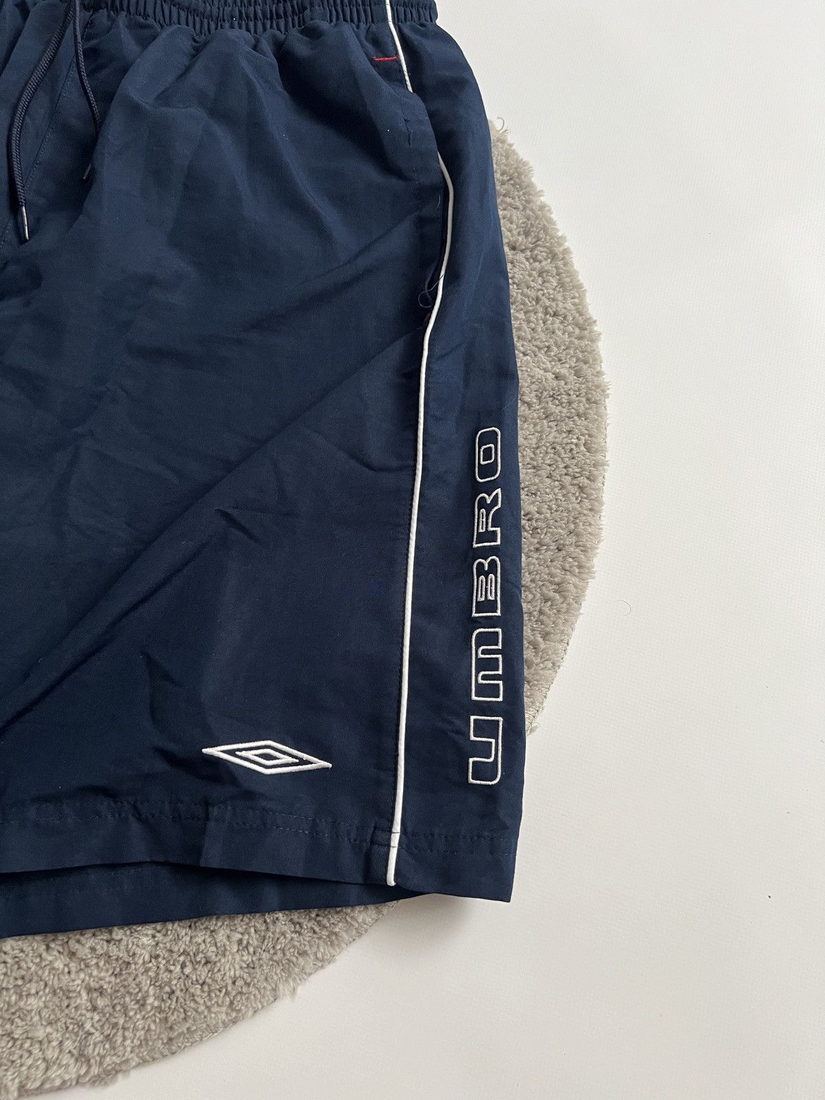 Umbro × Vintage Vintage Y2K Umbro shorts streetwear casual style size L Size US 34 / EU 50 - 2 Thumbnail