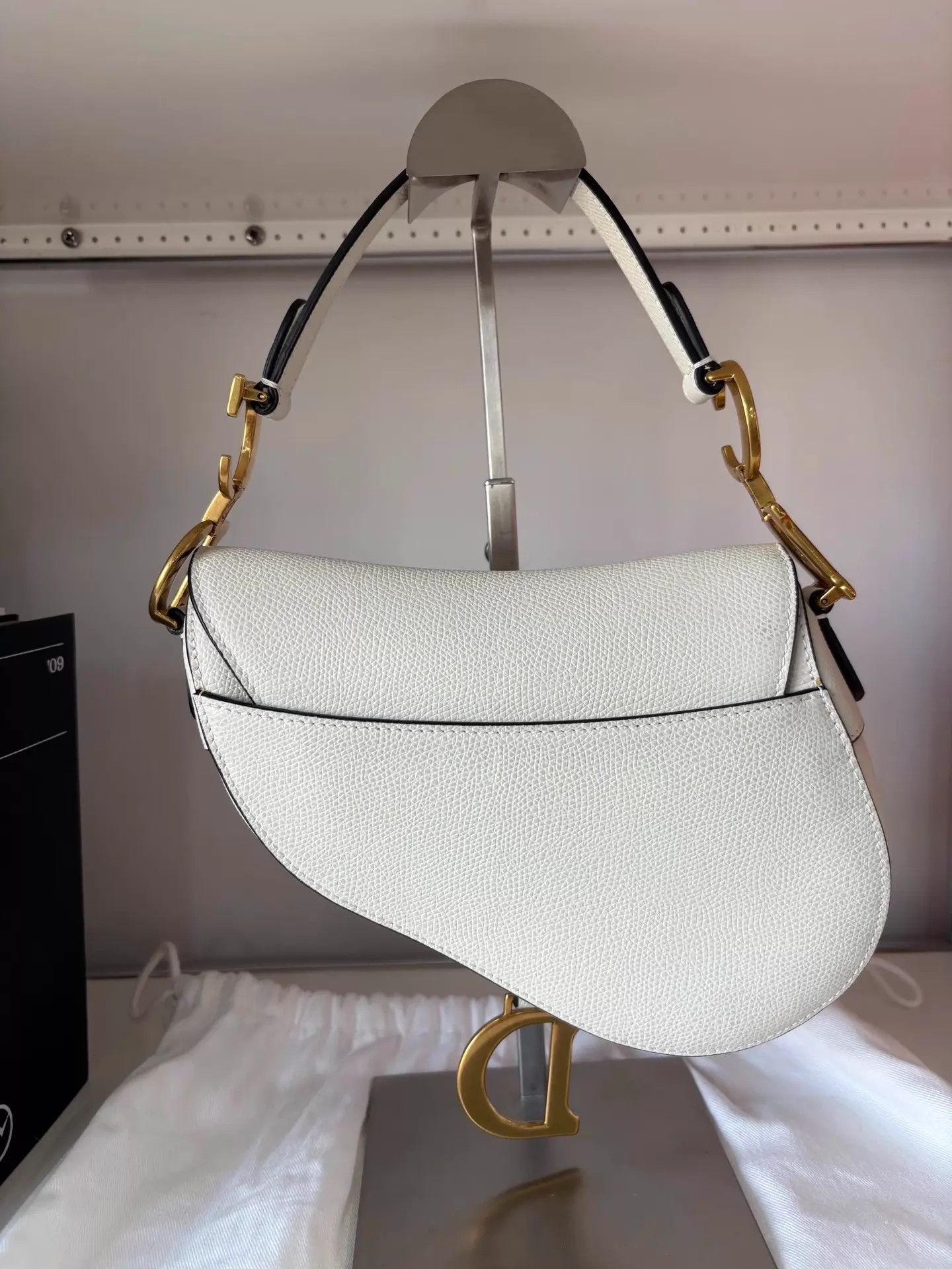 Dior Dior Saddle Bag Small White Litchi Calfskin Gold Size ONE SIZE - 9 Thumbnail
