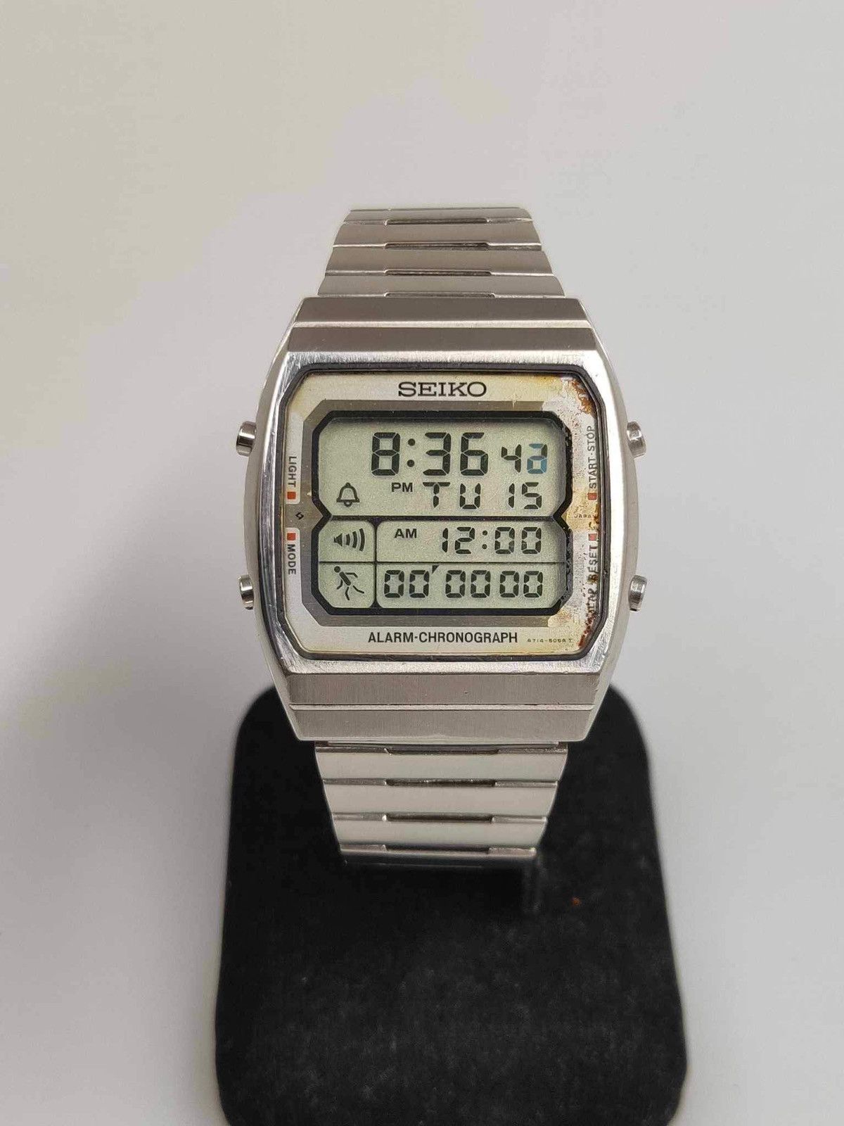 Vintage Rare Vintage SEIKO A714-5050 Running Man Digital Men’s Watch ...