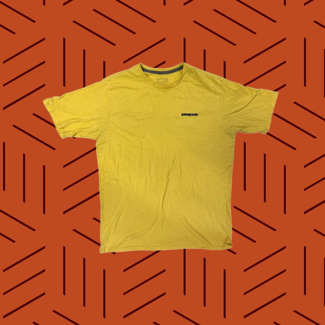 Patagonia VINTAGE Patagonia Responsibili-Tee Mens M Medium Yellow Short Sleeve Graphic Logo Size US 31 - 1 Thumbnail