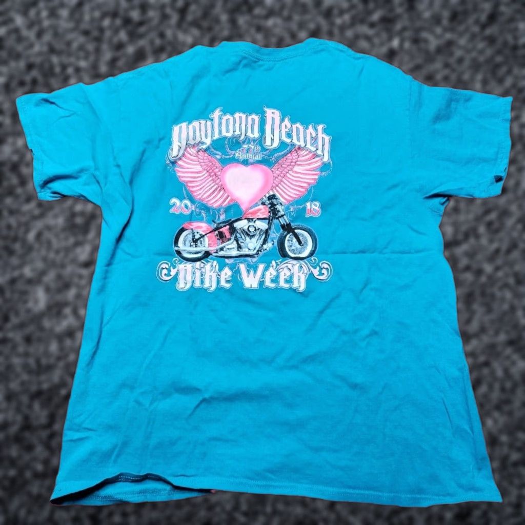 Gildan VINTAGE Daytona Beach Bike Week 2018 77th Annual Women's T-Shirt Harley Davidson Motorcycle Logo Blue Casual All Seasons Size L Size L / US 10 / IT 46 - 1 Thumbnail