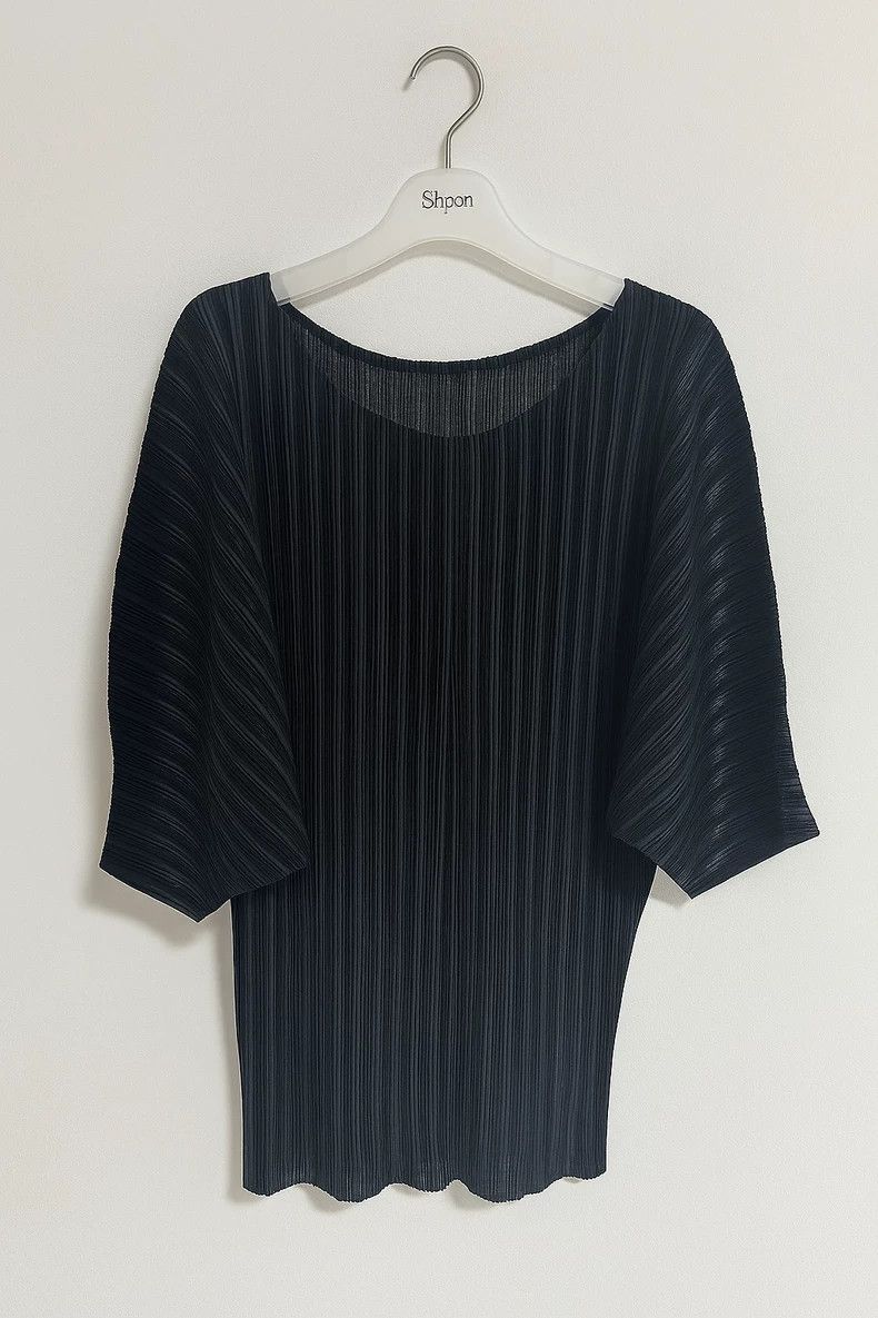 Issey Miyake Issey Miyake size:5 Black wide-sleeved pleated top Size L / US 10 / IT 46 - 1 Thumbnail