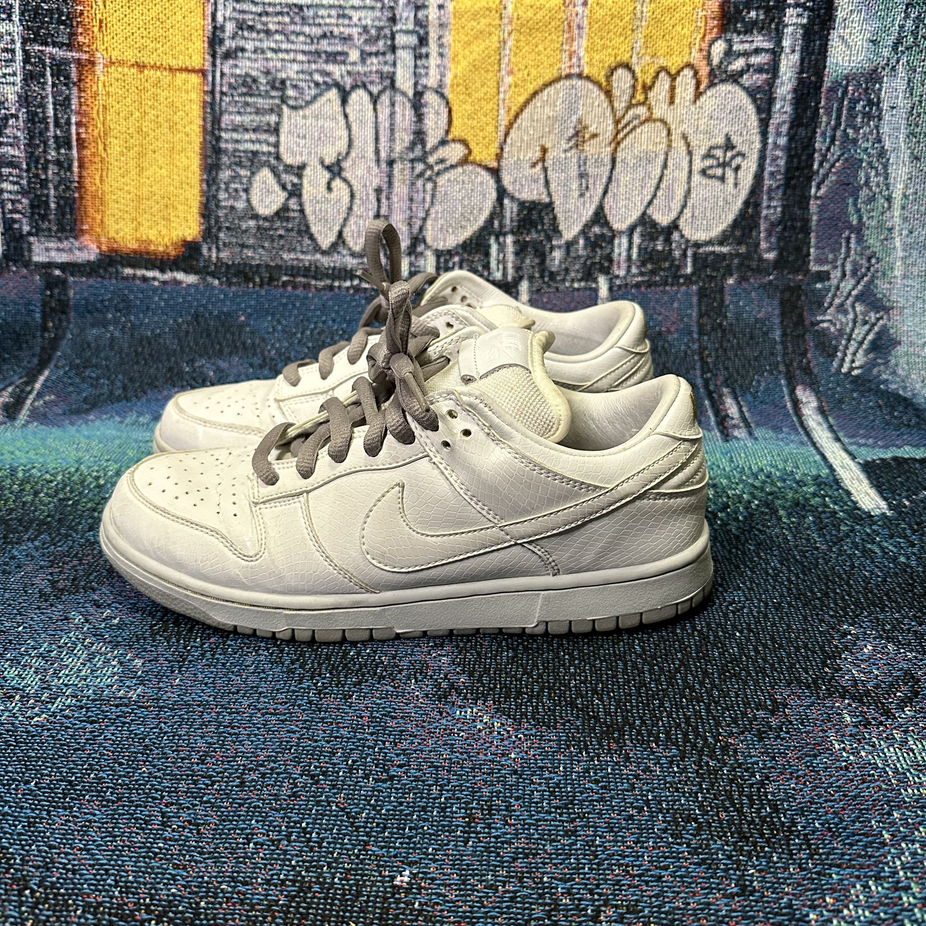 Nike Nike SB Dunk Low x Medicom 4 Medicom Toy BE@RBRICK Size US 8 / EU 41 - 4 Thumbnail