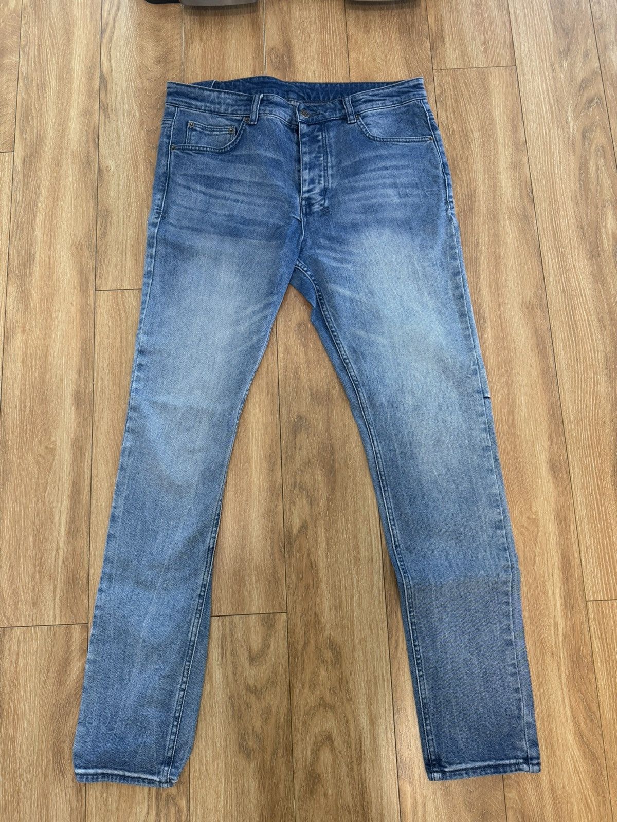 Ksubi Ksubi Chitch Light Wash Jeans, size 34 Size US 34 / EU 50 - 1 Thumbnail