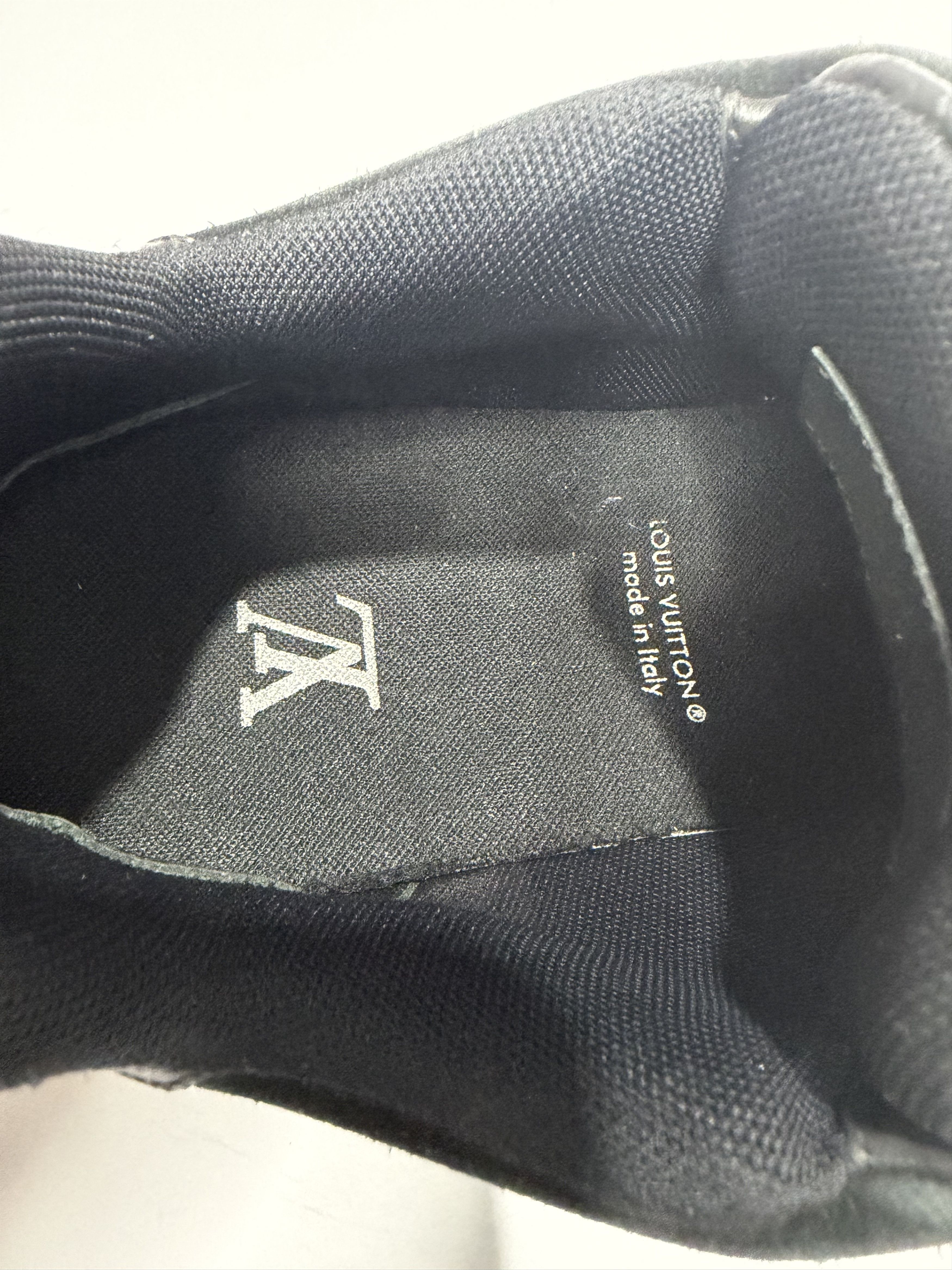 Louis Vuitton Louis Vuitton Black Canvas and Leather LV Trainer Sneakers Size US 7 / EU 40 - 10 Thumbnail