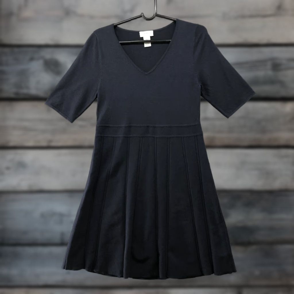 Vintage Carmen Marc Valvo Short Sleeve Sweater Dress Womens L Dark Blue A-Line Pleated Dress Size L / US 10 / IT 46 - 1 Thumbnail