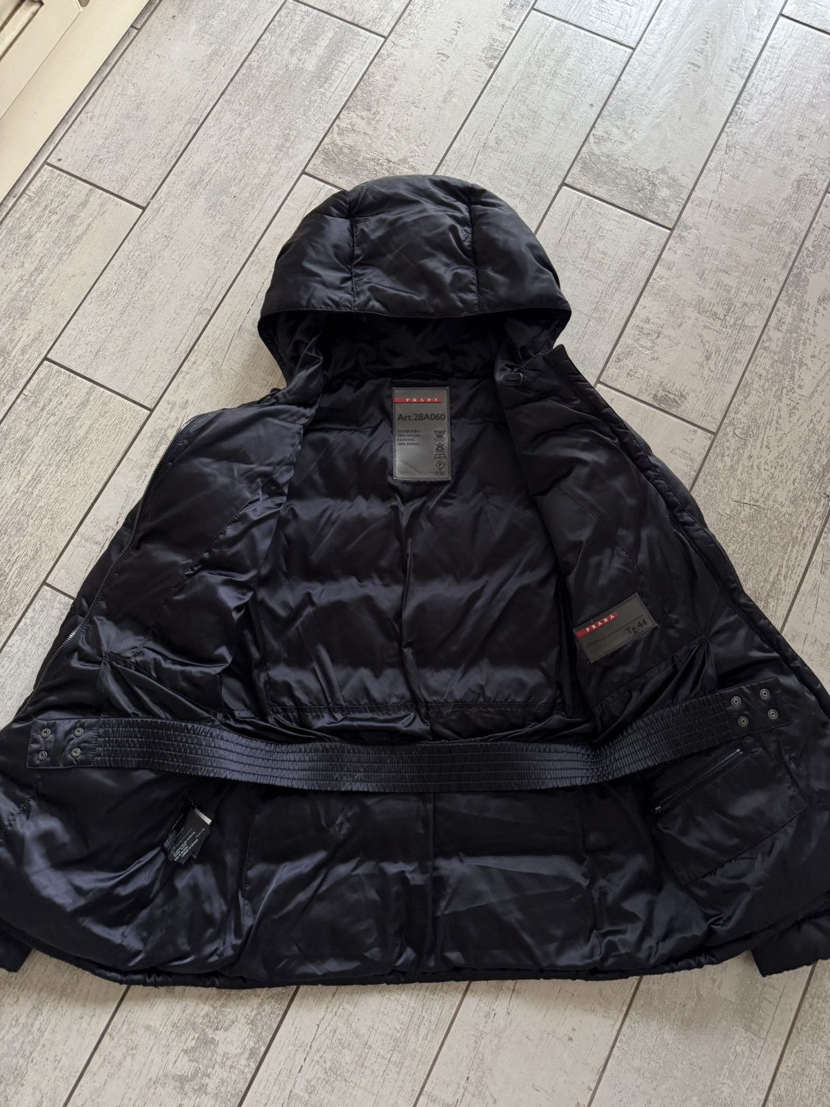 Prada coats Prada Milano women Size M / US 6-8 / IT 42-44 - 6 Thumbnail