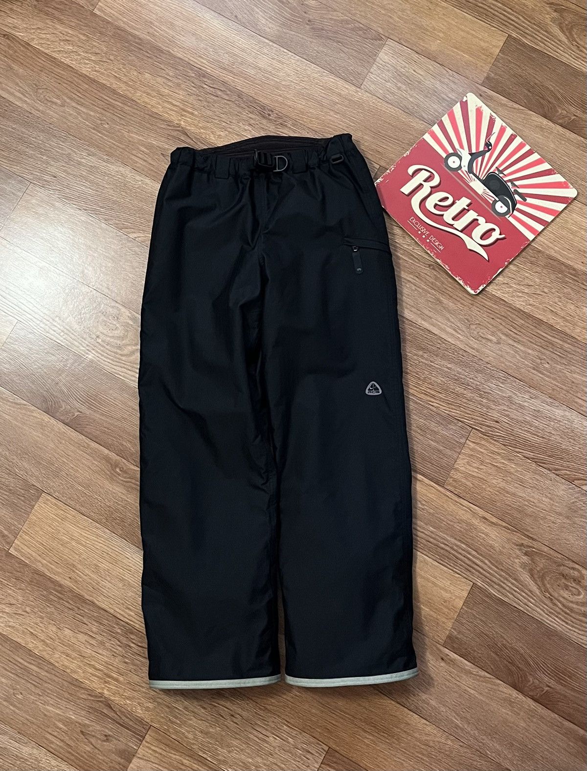 Nike ACG Vintage Nike ACG Nylon Snowboard Outdoor Ski Pants Size US 32 / EU 48 - 1 Thumbnail
