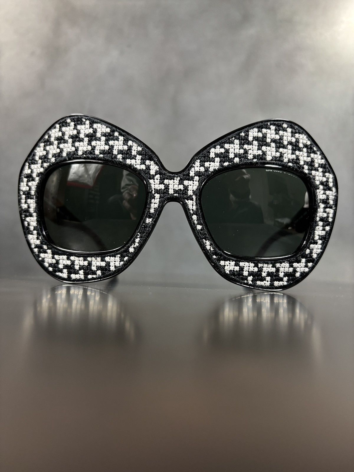 Dolce & Gabbana F/W 2016 Dolce & Gabbana Limited Sunglasses Houndstooth Pied Size ONE SIZE - 2 Thumbnail