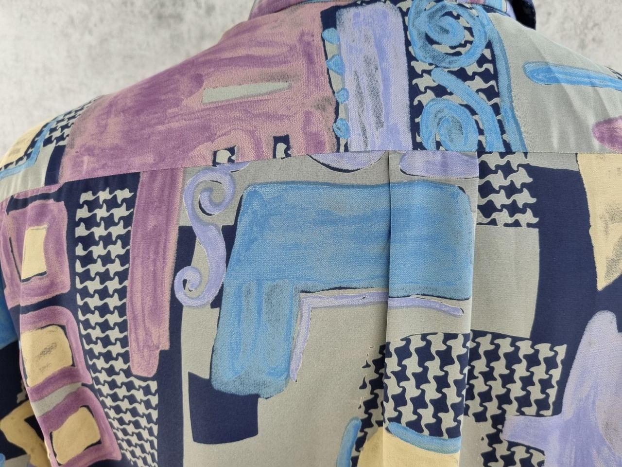 Vintage Vintage Silk Shirt Abstract Christian Dior Style Size US L / EU 52-54 / 3 - 15 Thumbnail