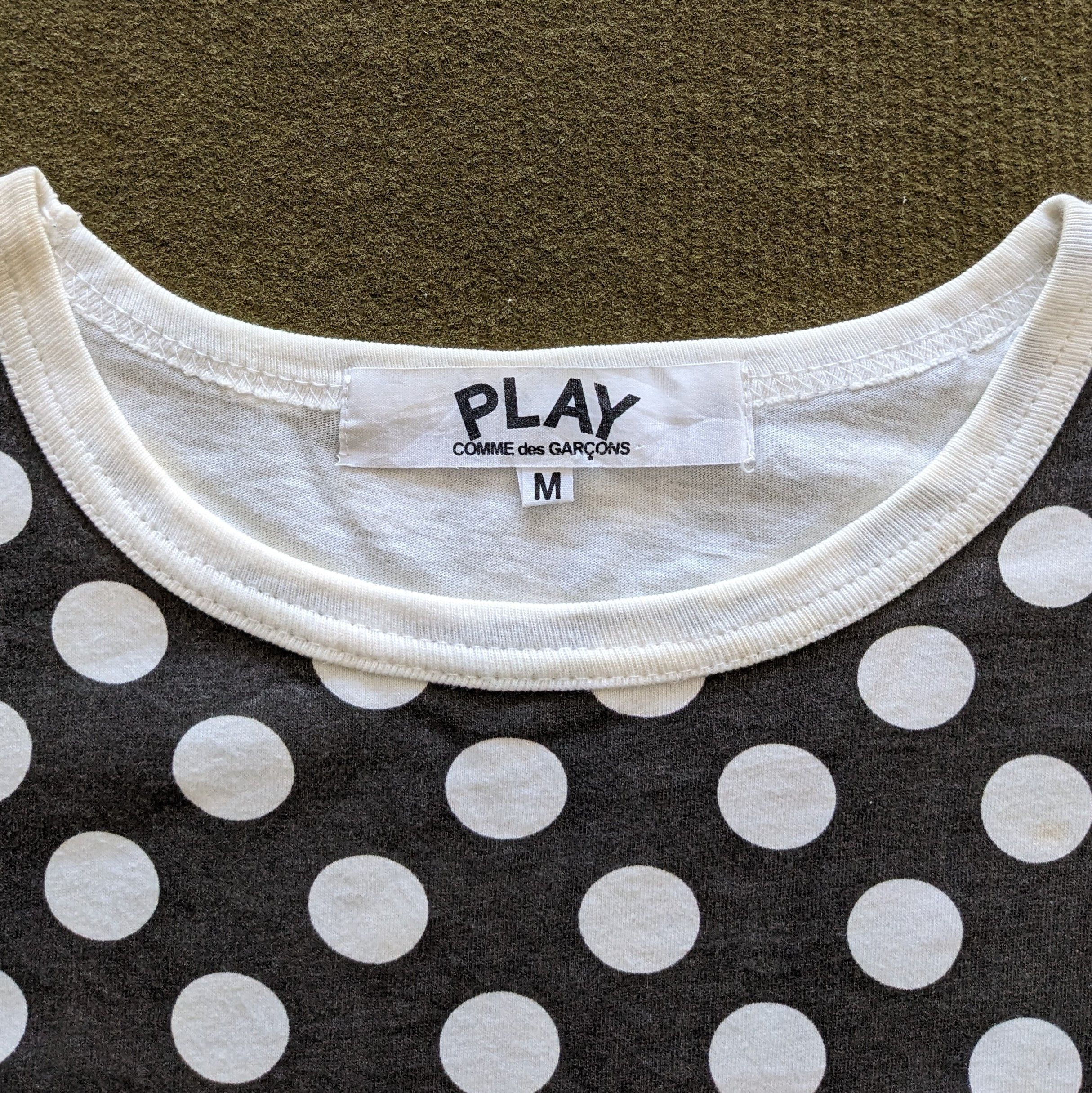 Comme des Garcons PLAY Vintage COMME Des GARÇONS PLAY Japanese Brand T-shirt Size US M / EU 48-50 / 2 - 6 Thumbnail