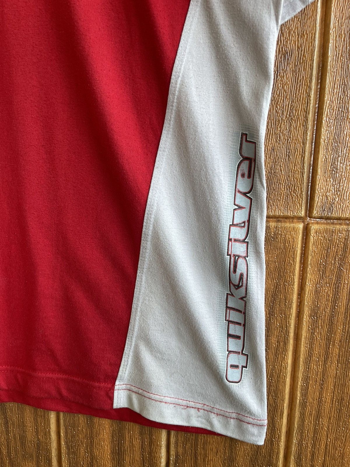 Quiksilver Vintage’y2k🔥QUIKSILVER🔥Center Logo Hybrid Tshirt Size US XL / EU 56 / 4 - 4 Thumbnail