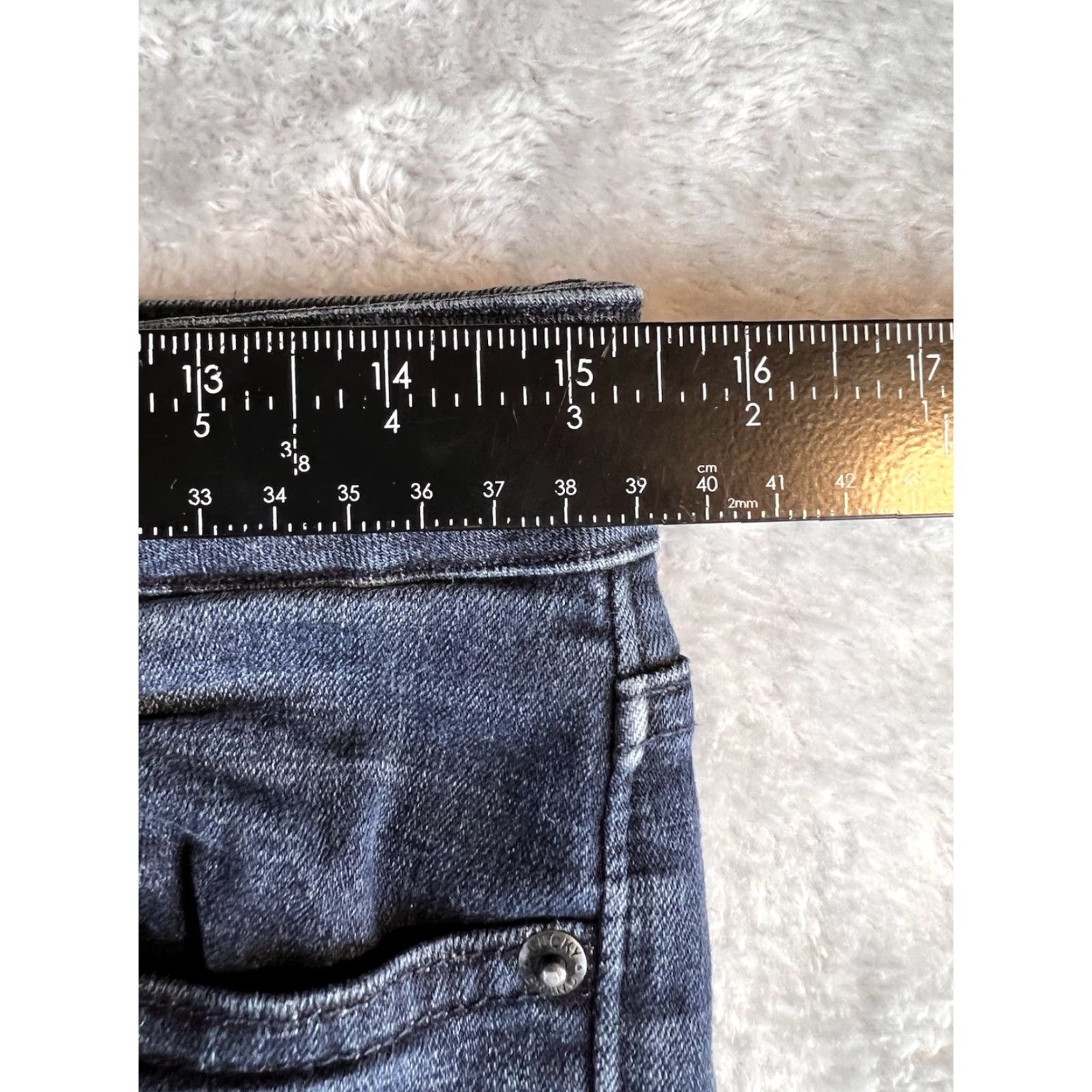 Lucky Brand Lucky Brand Lolita Skinny Jeans Medium Wash Stretch Women’s 4/27 Jeans Womens Skinny 90s Boho Vintage? No Size 27" / US 4 / IT 40 - 3 Thumbnail
