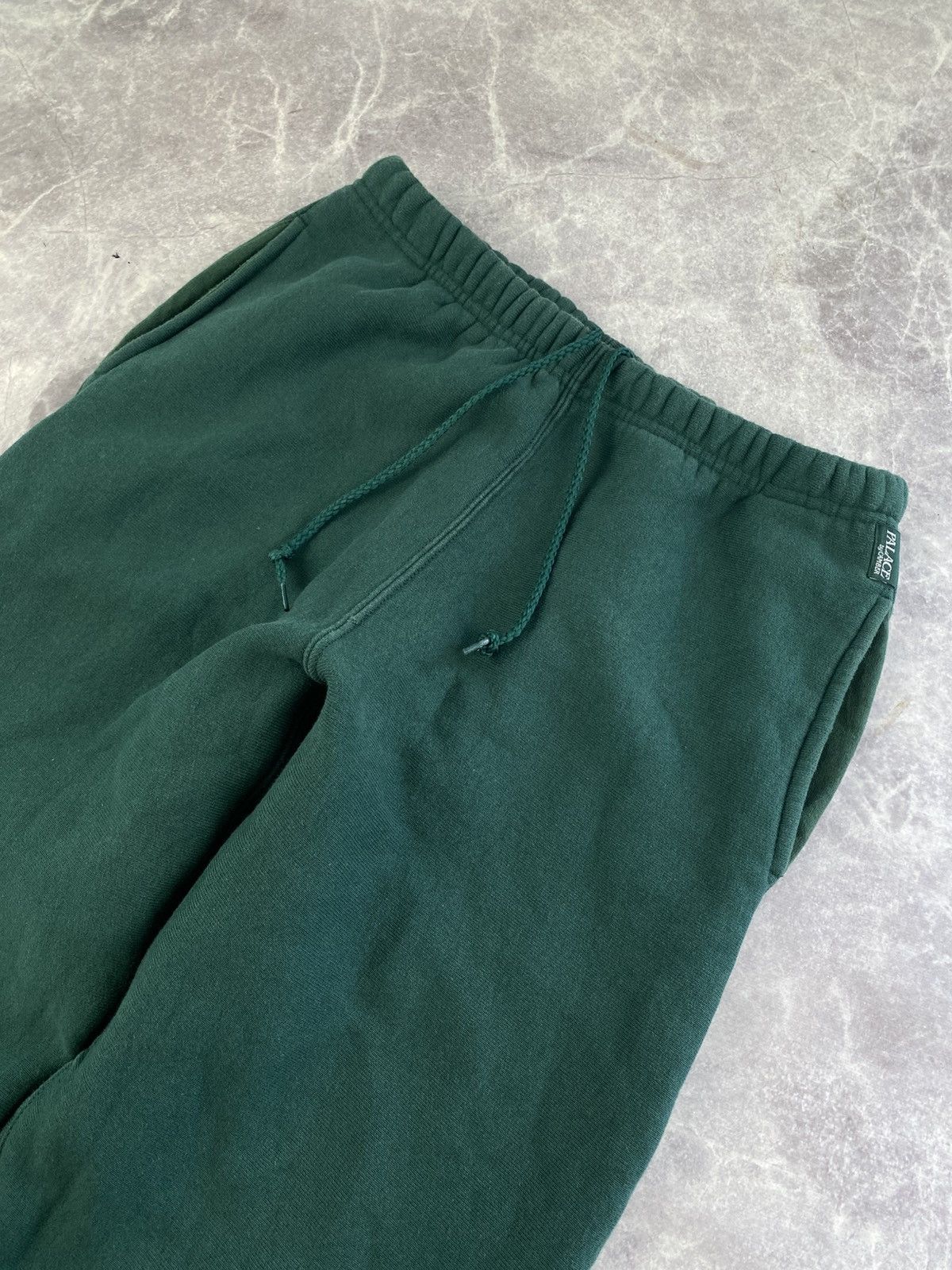 Camber × Palace Palace x Camber Green Sweatpants 12 oz Made in USA Size: L Size US 34 / EU 50 - 2 Thumbnail