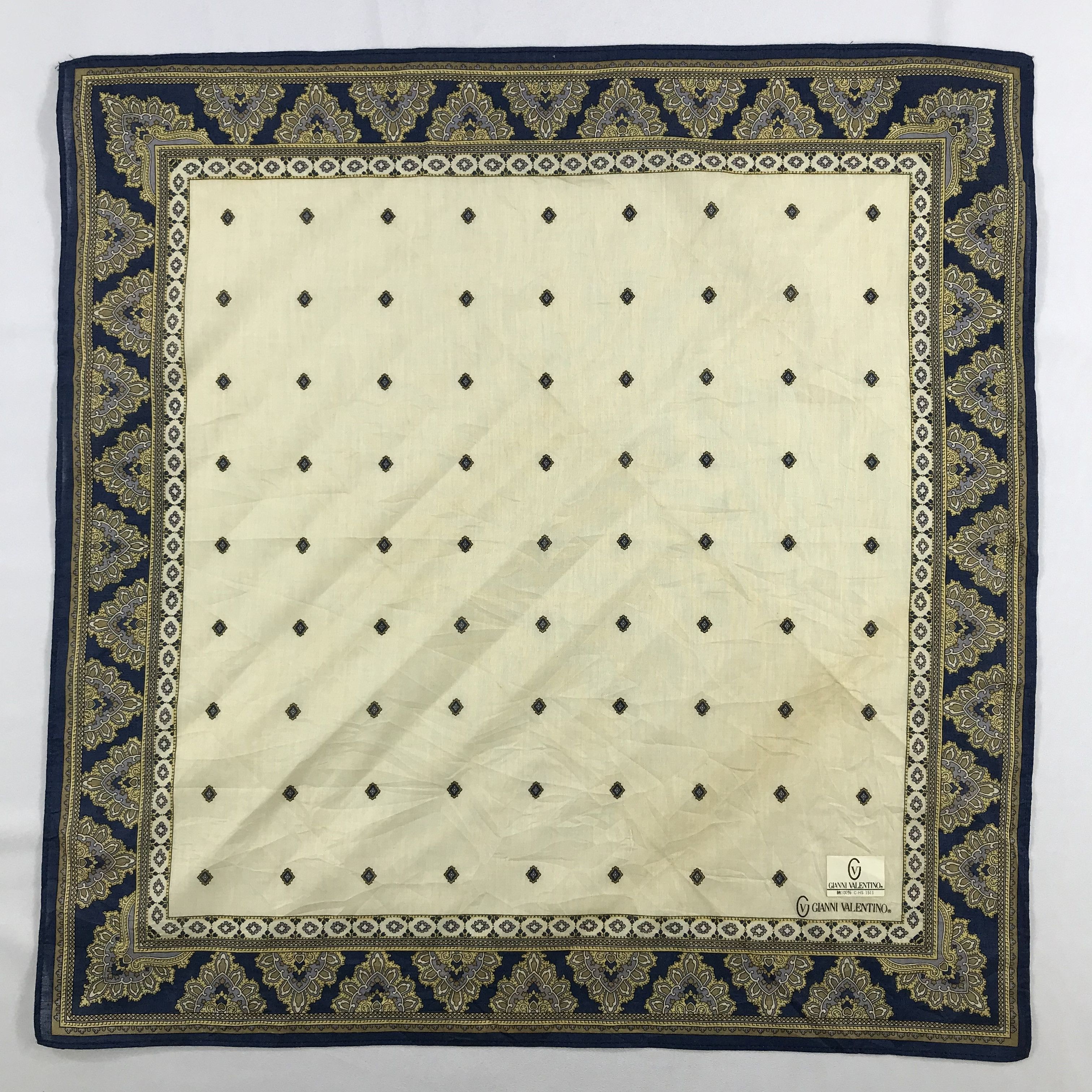 Vintage Gianni Valentino Bandana / Handkerchief / Neckerchief -S2665 Size ONE SIZE - 1 Thumbnail