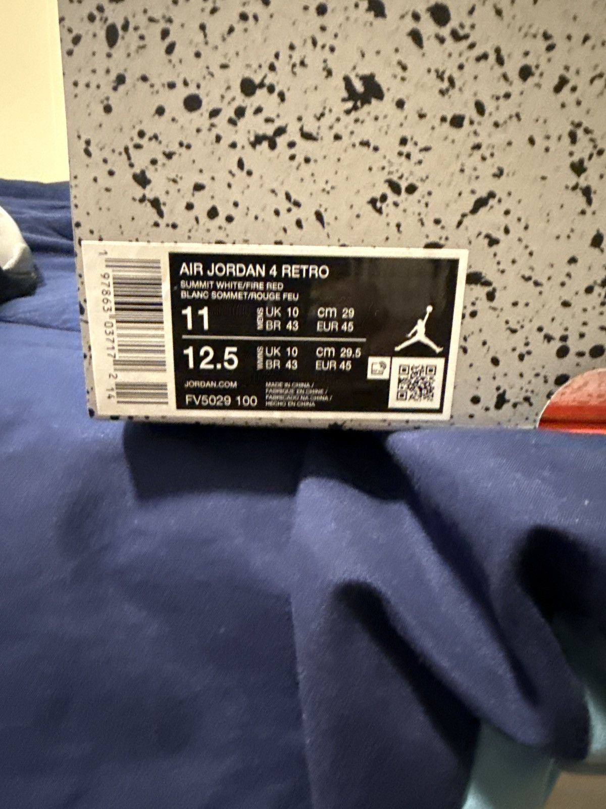 Nike Cement 4s ! Dropped yesterday Size US 11 / EU 44 - 2 Thumbnail
