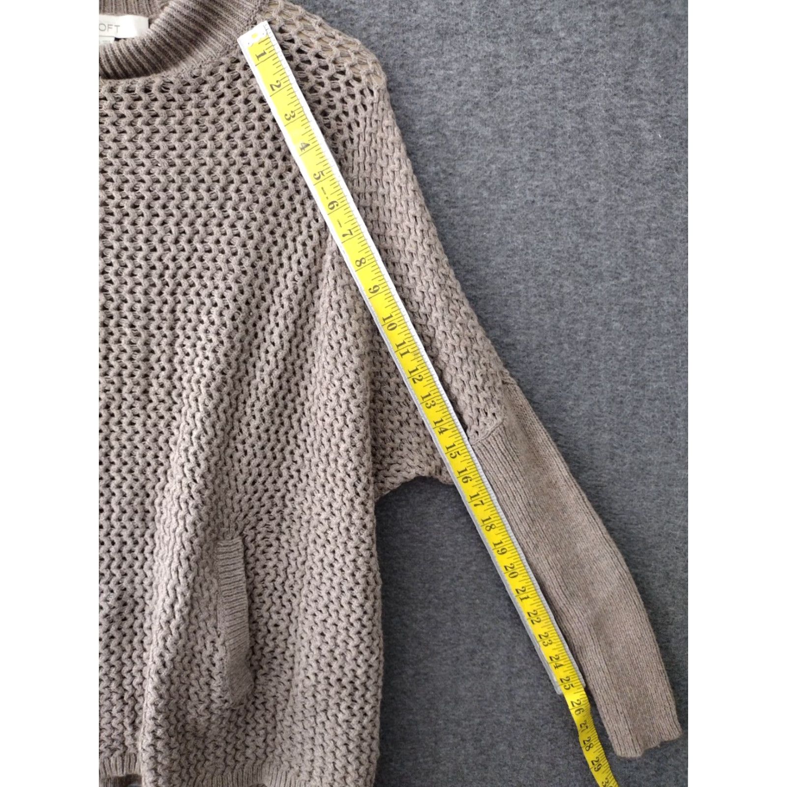 Loft LOFT Ann Taylor Beige Turtleneck Sweater Kangaroo Pocket Shirt Womens S Pullover Open-Knit Knit Solid Fall Winter Cozy Comfort Size S / US 4 / IT 40 - 5 Thumbnail