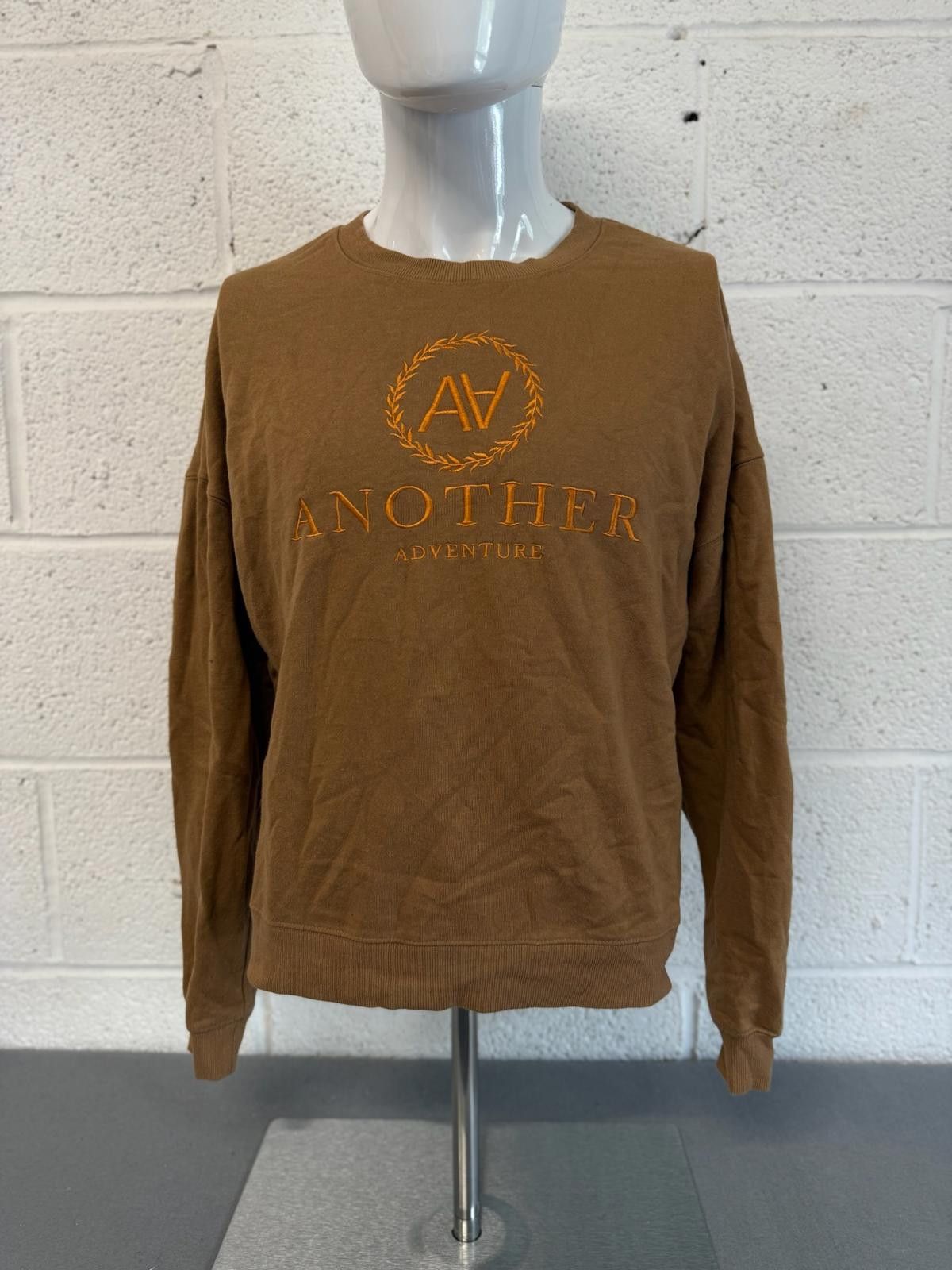 Designer Amisu Brown Another Adventure Long Sleeve Sweatshirt Size M Size US M / EU 48-50 / 2 - 1 Thumbnail